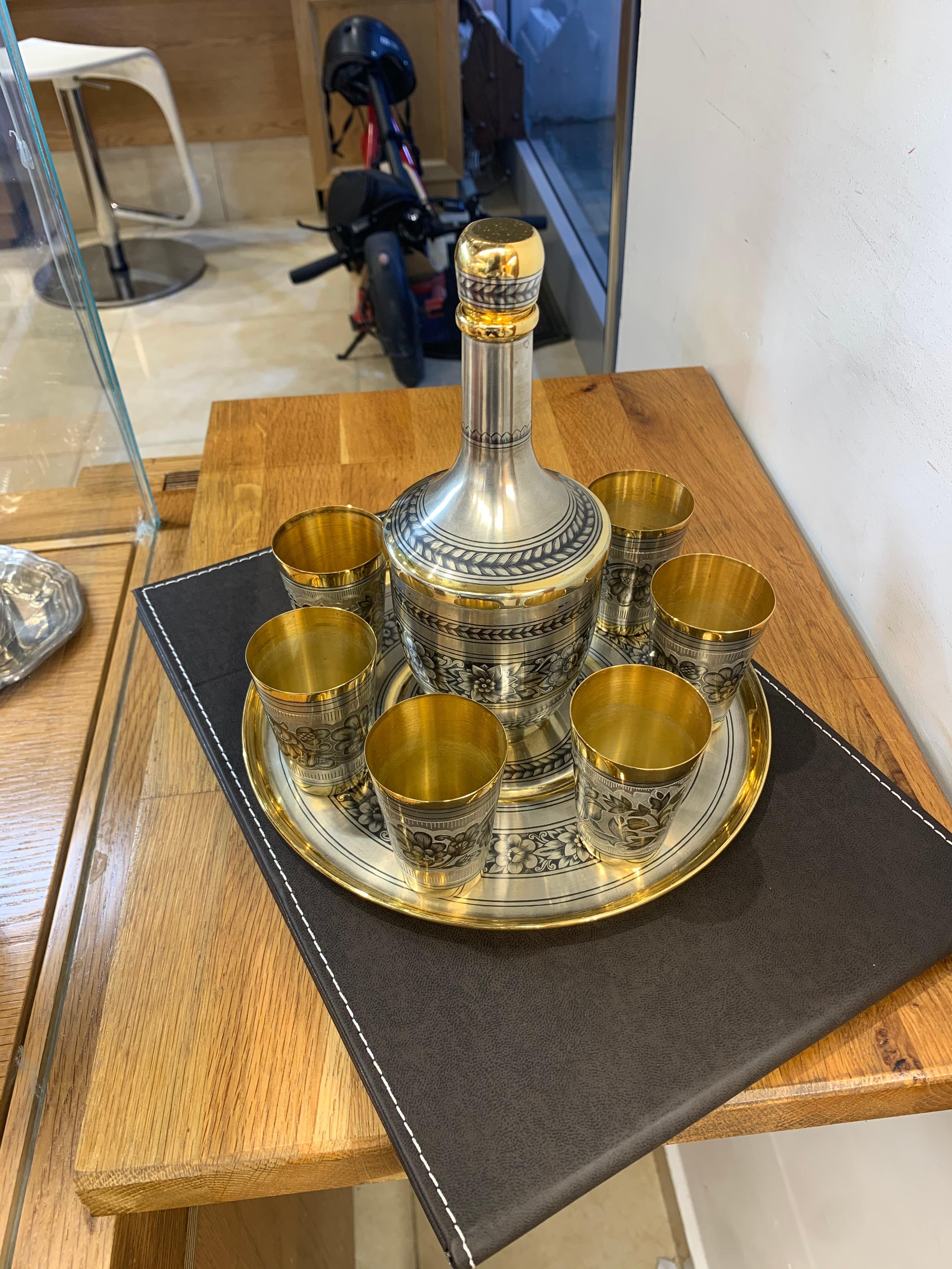 Antique Russian “Niello” Sterling Silver Cup Set In Excellent Condition For Sale In Ramat Gan, IL