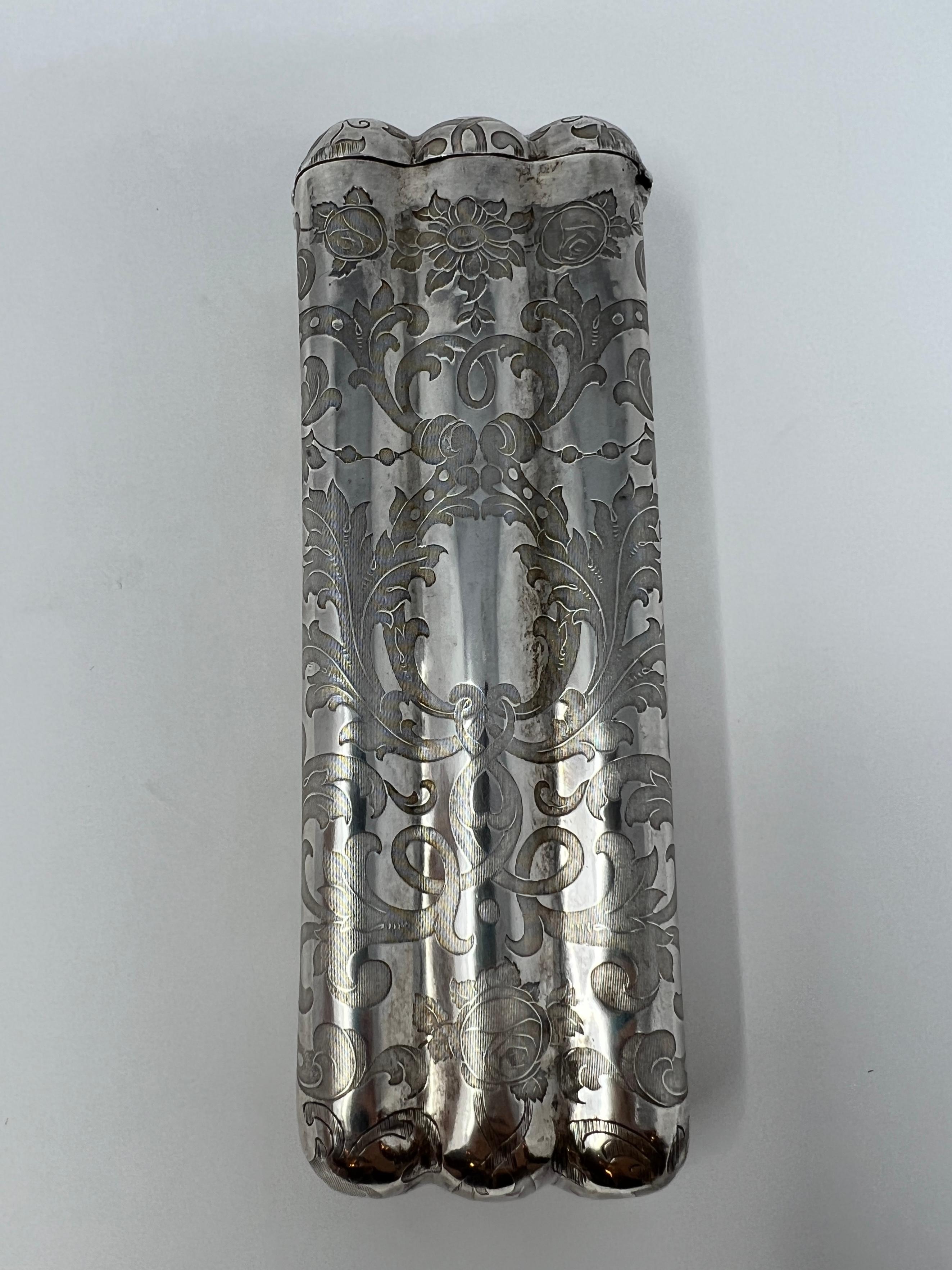 Antique Russian Silver Cigar Case, 1890s In Good Condition For Sale In New Orleans, LA