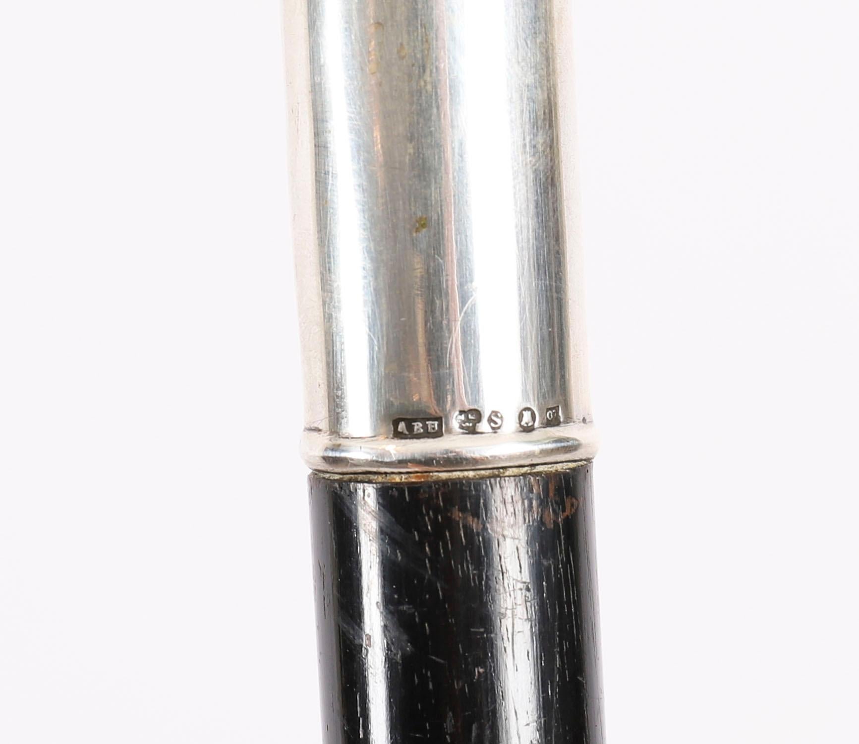 Ancienne canne russe en argent à pommeau crochu 89cm 19ème siècle Bon état - En vente à London, GB