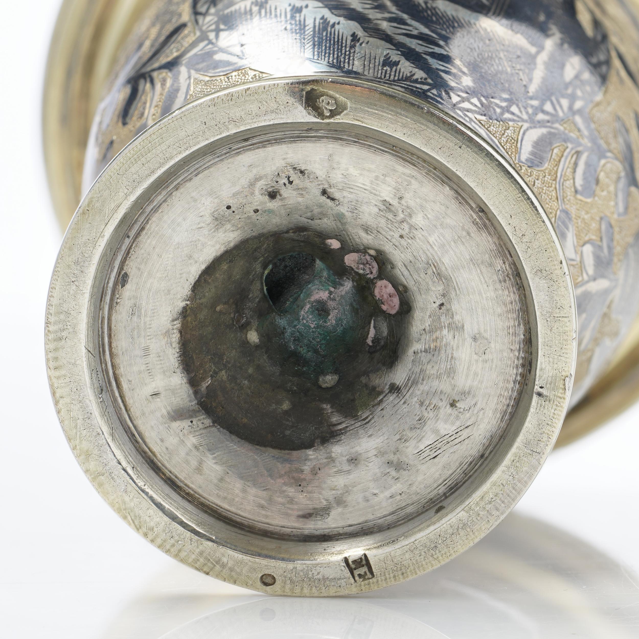 Antico bicchiere russo in argento dorato e Niello, San Pietroburgo, 1835 in vendita 1