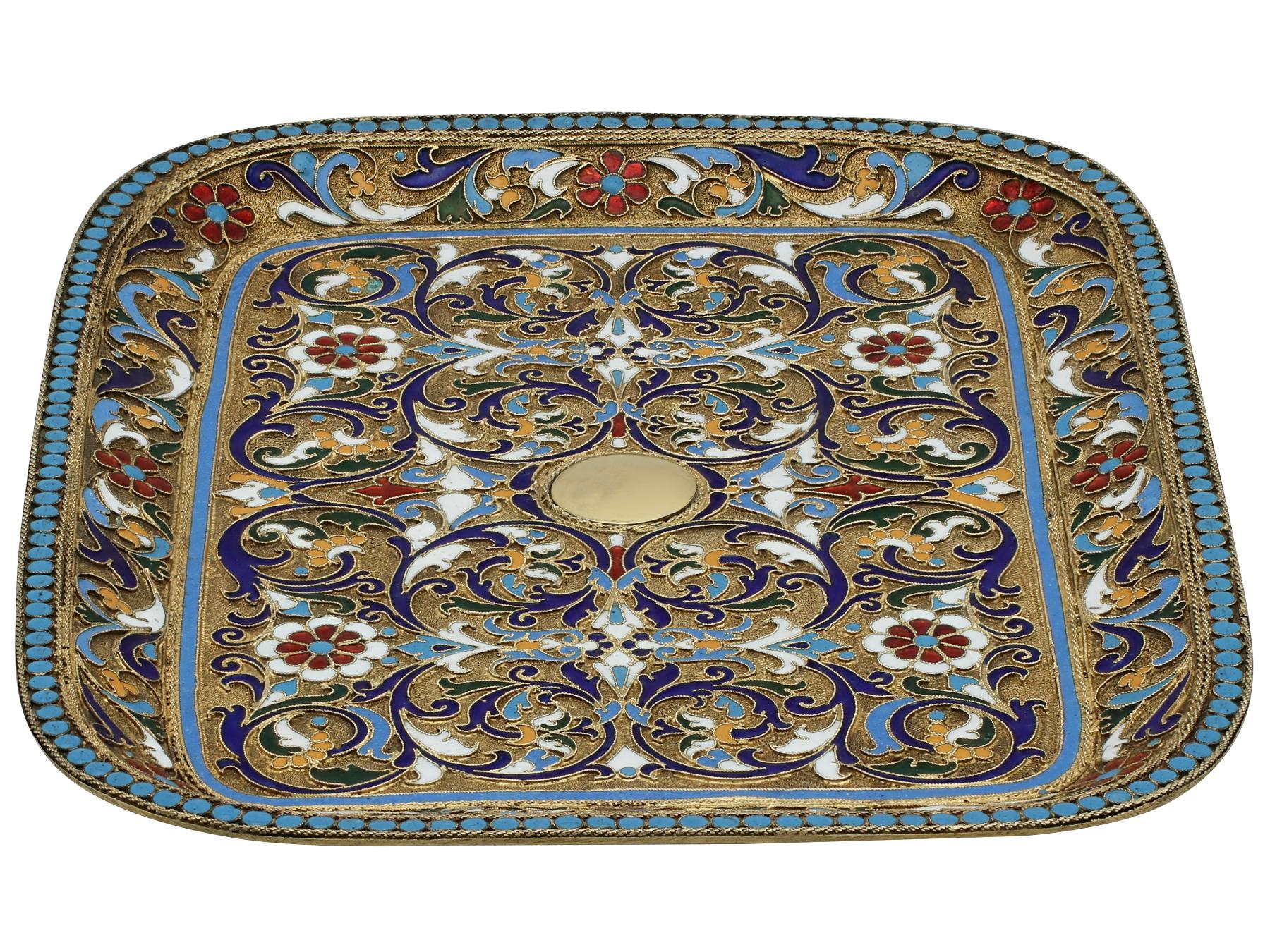 Antique Russian Silver Gilt and Polychrome Cloisonné Enamel Tray, circa 1890 In Excellent Condition In Jesmond, Newcastle Upon Tyne