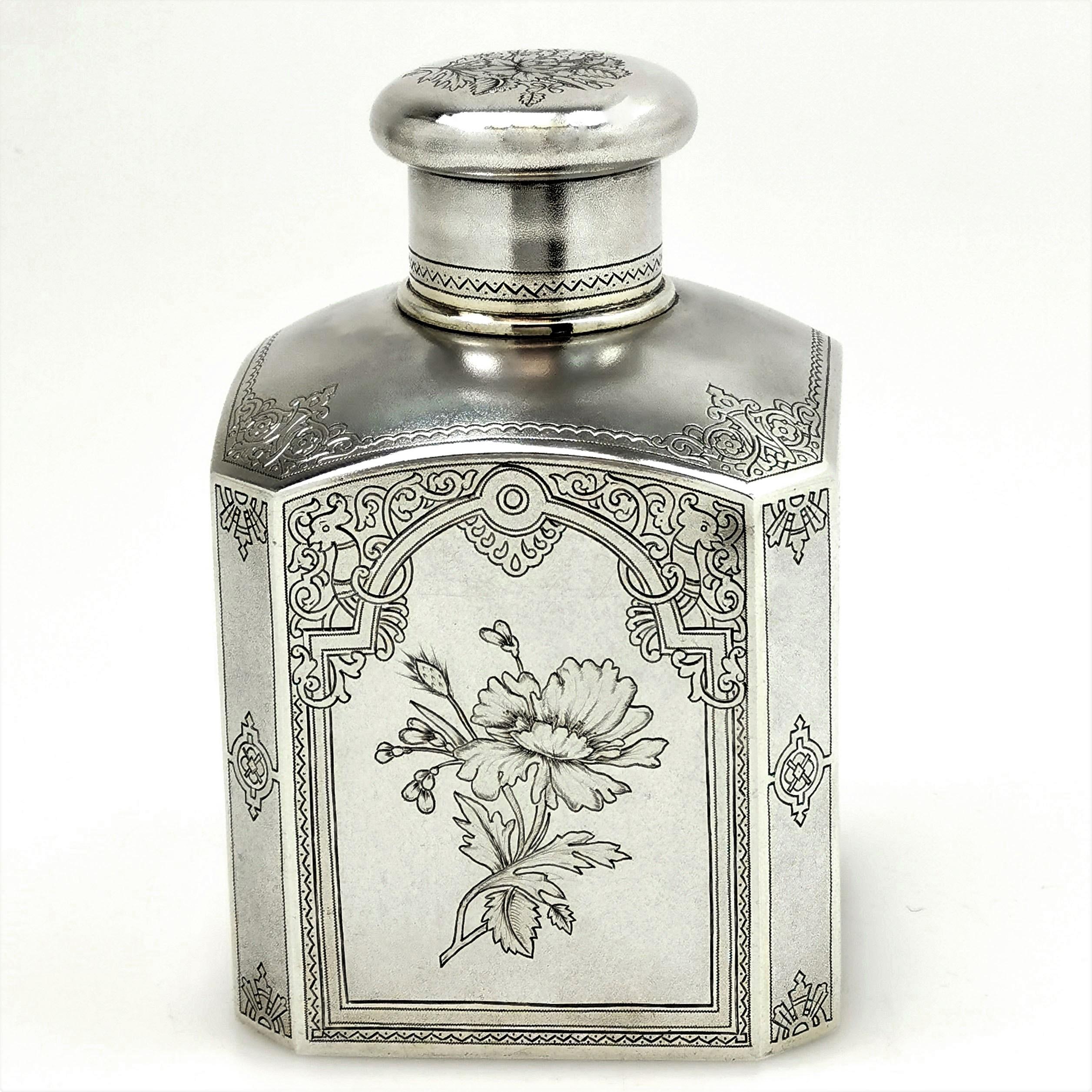 Antique Russian Solid Silver Tea Caddy Box circa 1895 Chinoiserie Style In Good Condition In London, GB