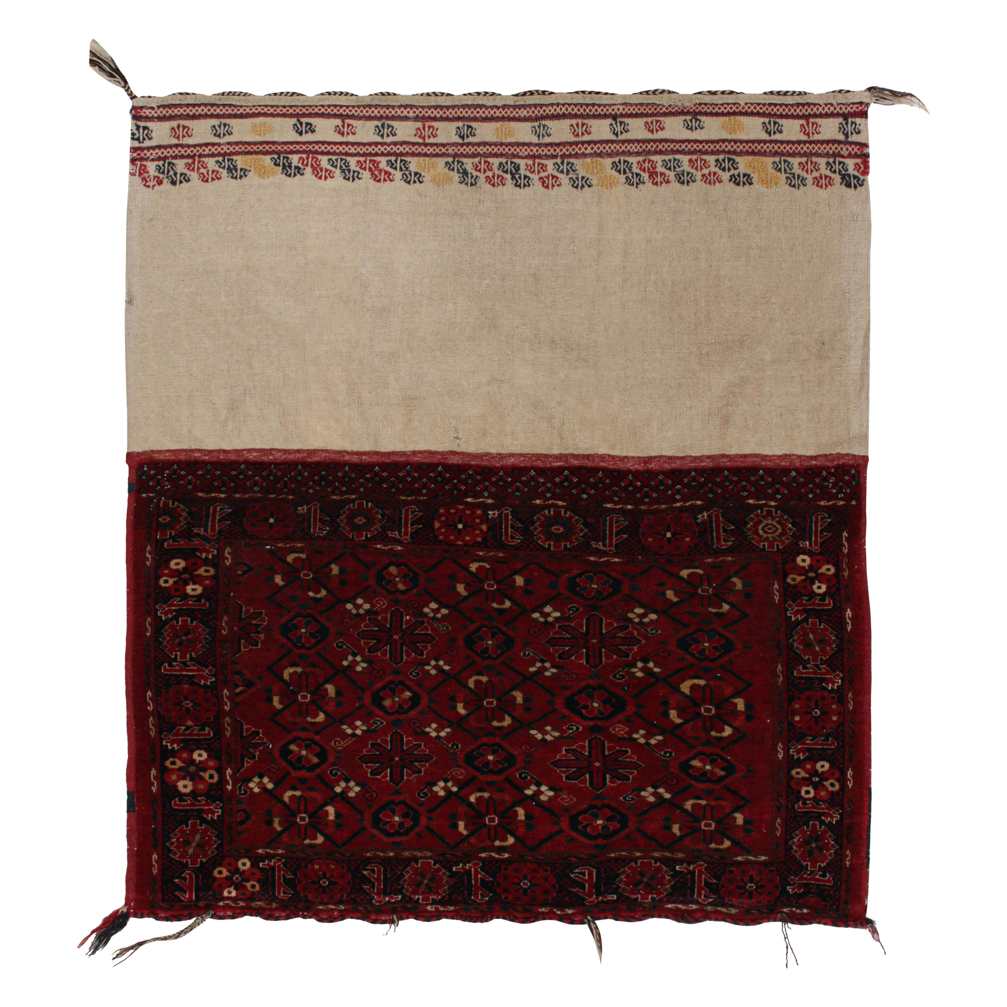 Antica borsa e tessuto tribale russo in beige e borgogna, da Rug & Kilim in vendita