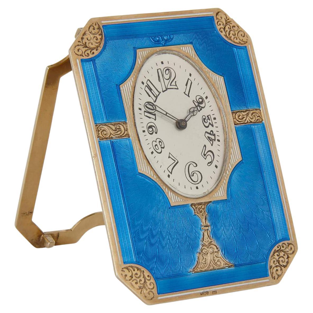 Horloge de table russe d'antiquités en vermeil et émail