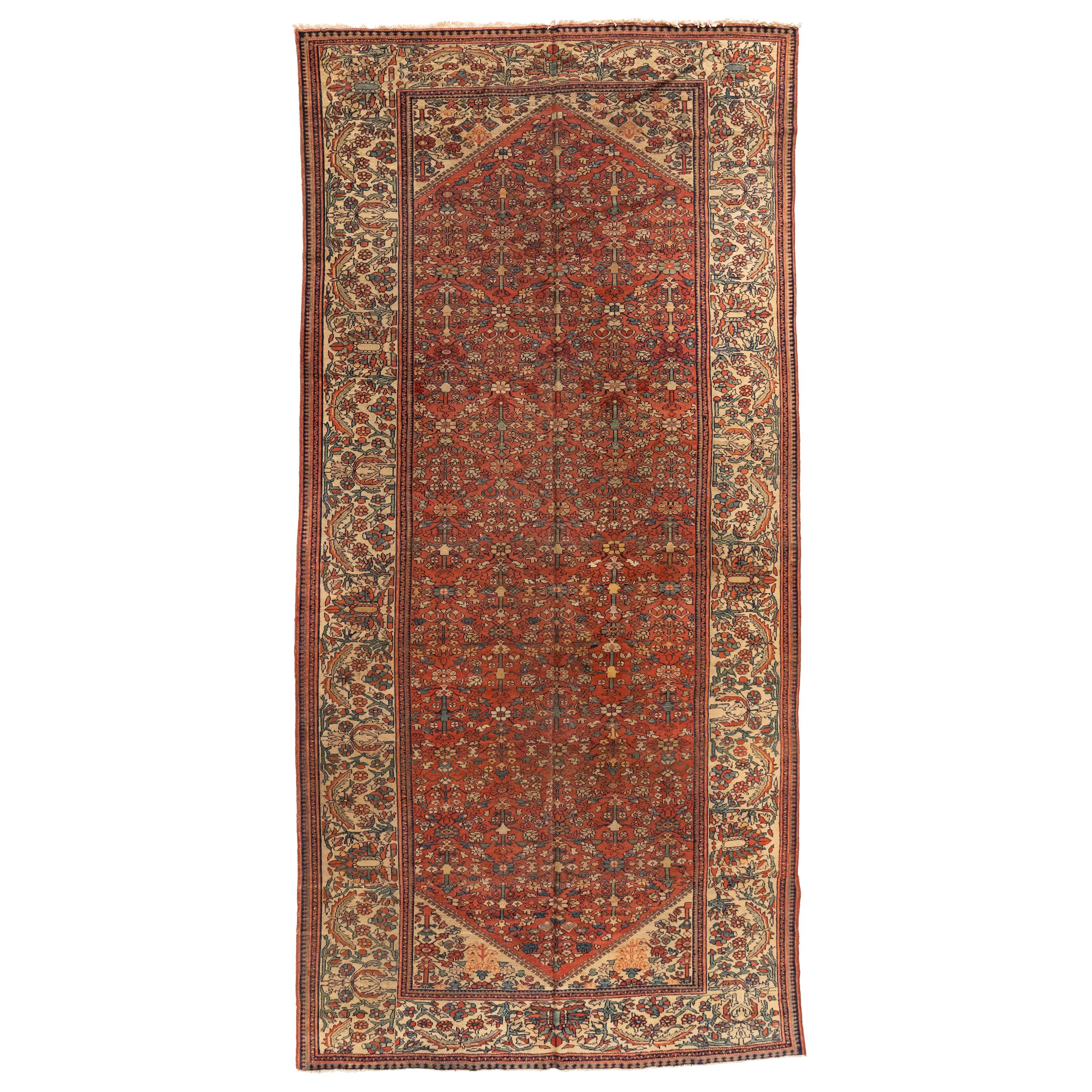 Tapis Persan Géométrique Malayer Antique Rouille et Ivoire circa 1930s