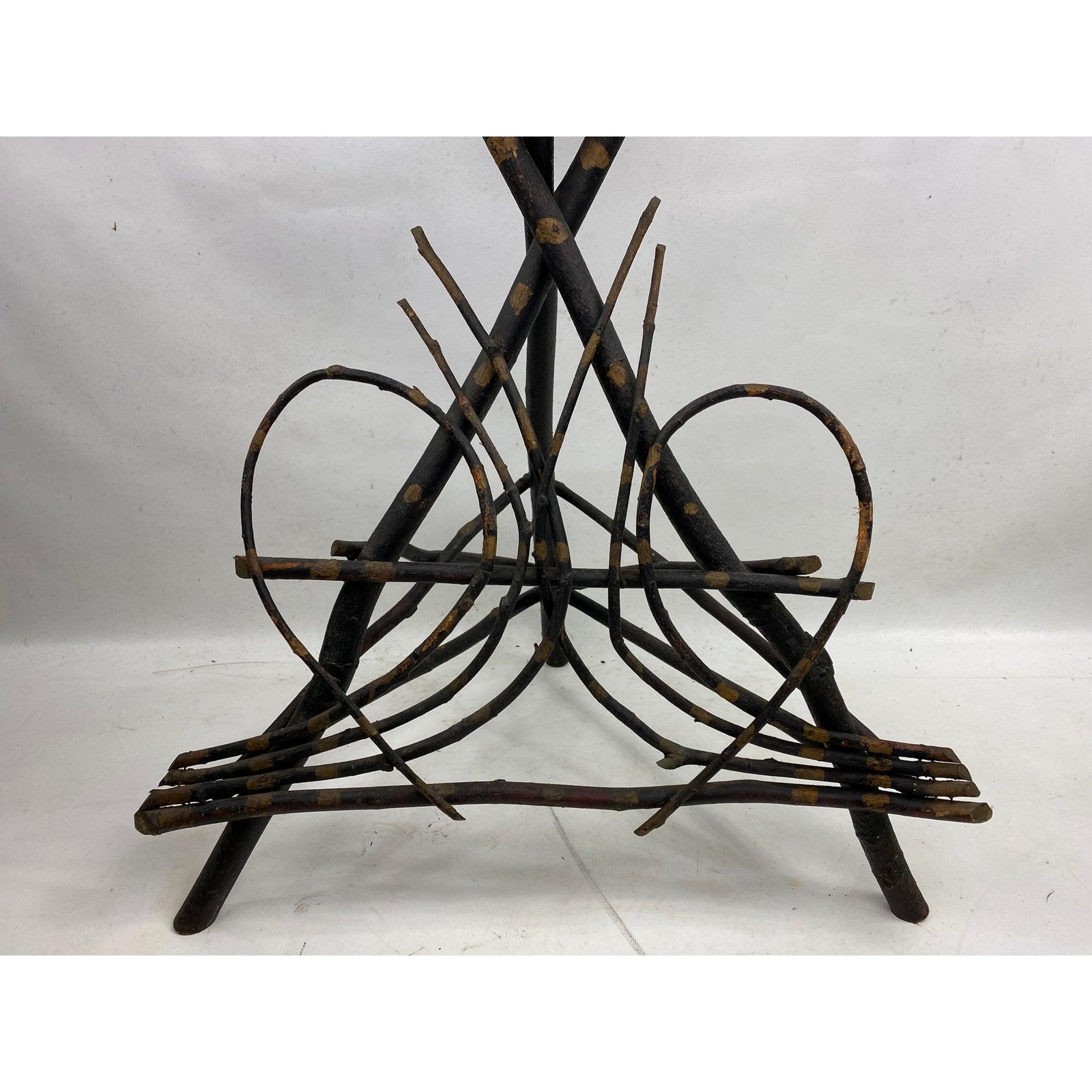 Antique Rustic Adirondack Twig Plant Stand In Good Condition For Sale In Esperance, NY