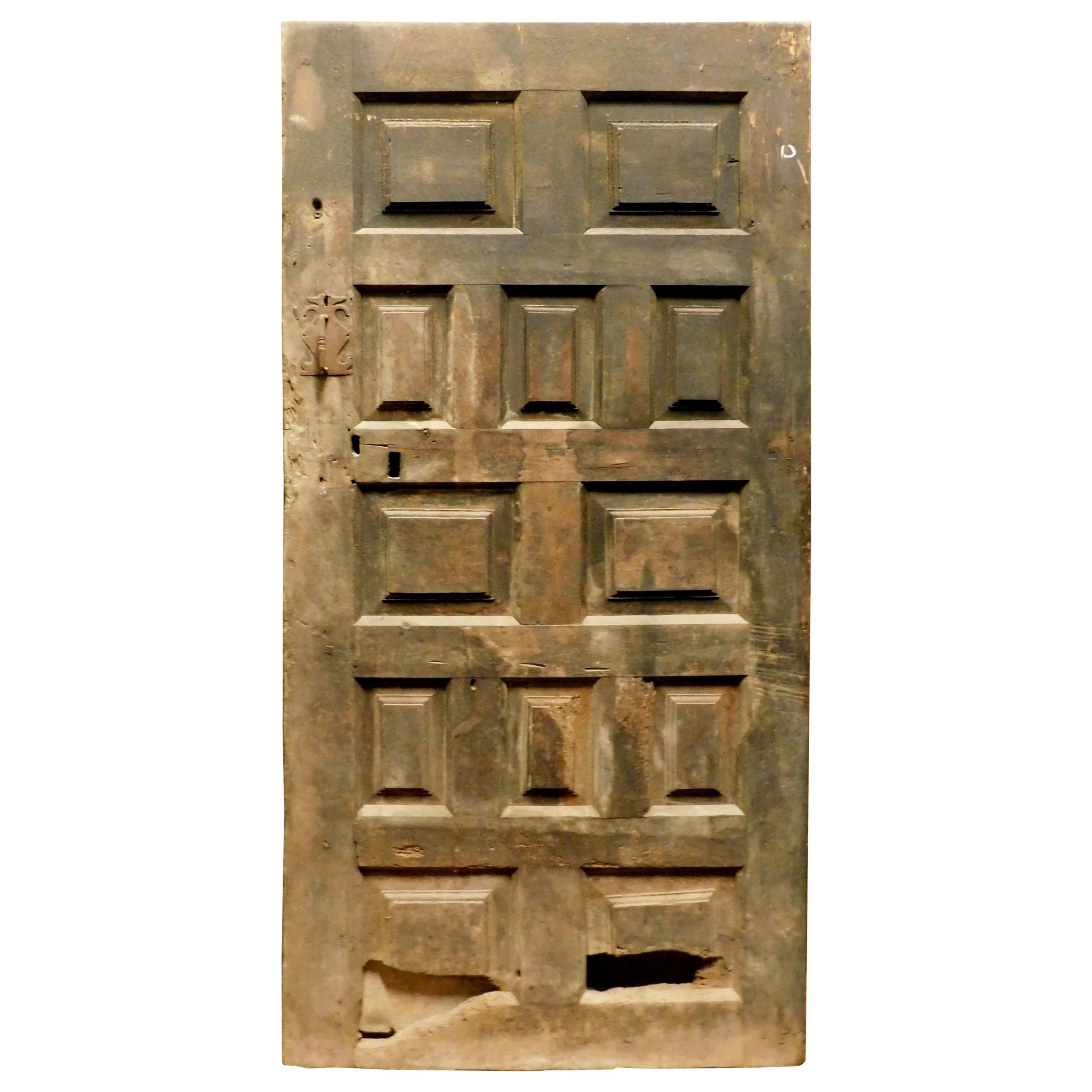 Porte rustique ancienne en bois noir avec panneaux, Espagne, 1600