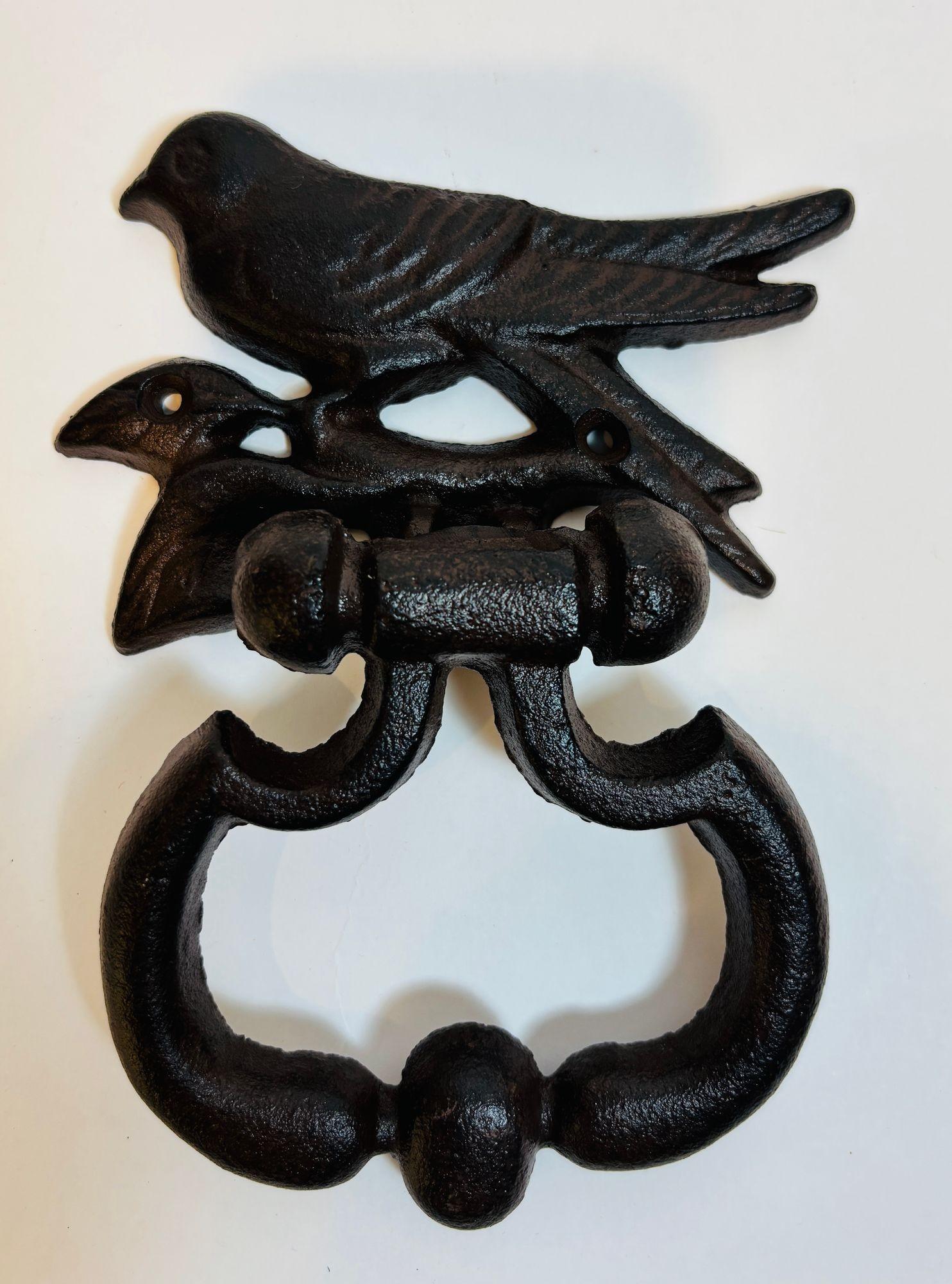 Rustic Cast Wrought Iron Bird Door Knocker, 7inches.
After the Antique Victorian English style Garden and Architectural rustic cast iron door knocker.
This antique Victorian outdoor style cast wrought iron bird door knocker is a beautifully rustic