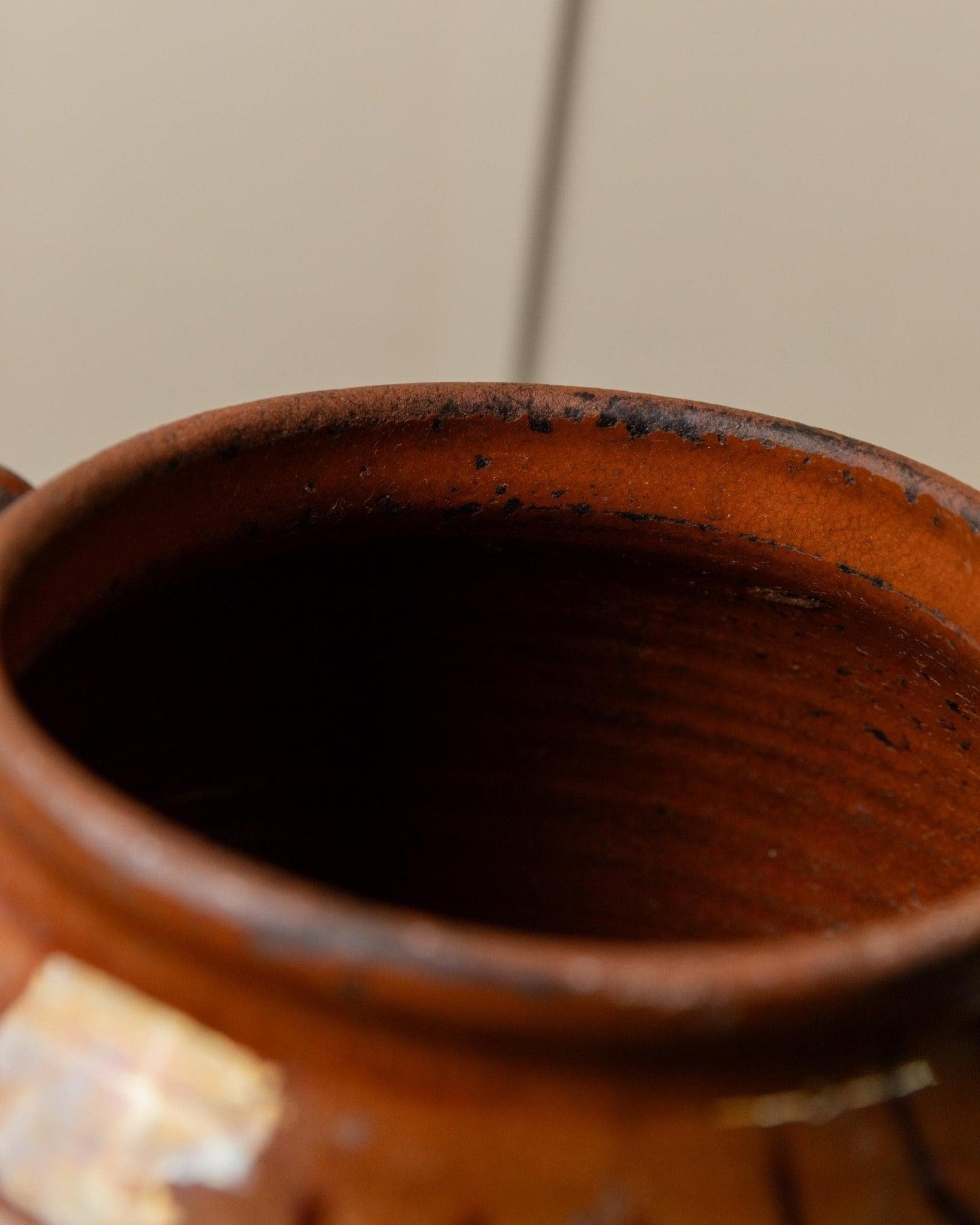 Antigua Confitera Rústica de Cerámica con Asas, Italia, Siglo XIX en venta 1