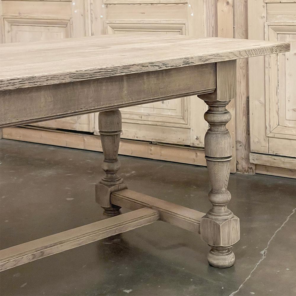 Antique Rustic Country French Farm Table ~ Dining Table in Stripped Oak For Sale 5