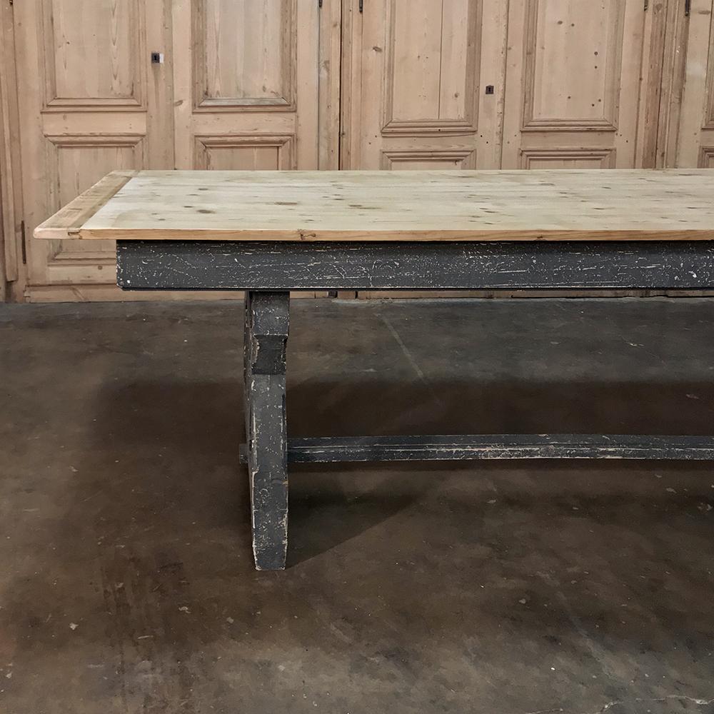 Antique Rustic Country French Pine Wagon Wheel Trestle Table For Sale 2
