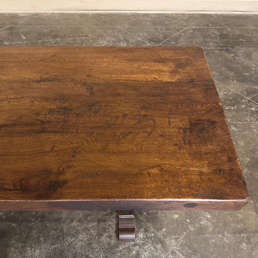 Table basse à tréteaux ancienne, rustique et française en vente 4