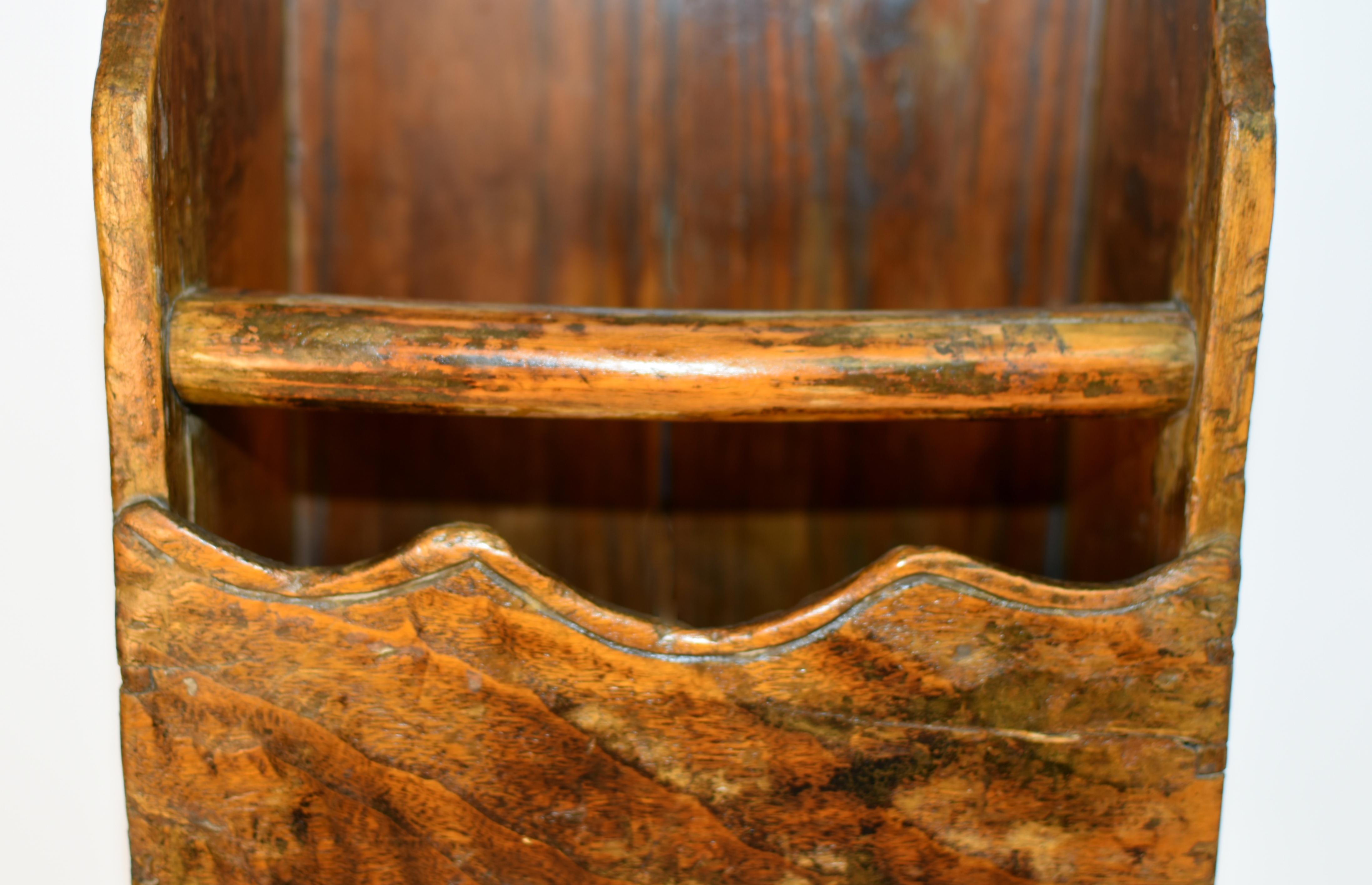 Antique Rustic Country Utensil and Towel Holder In Good Condition For Sale In Somis, CA
