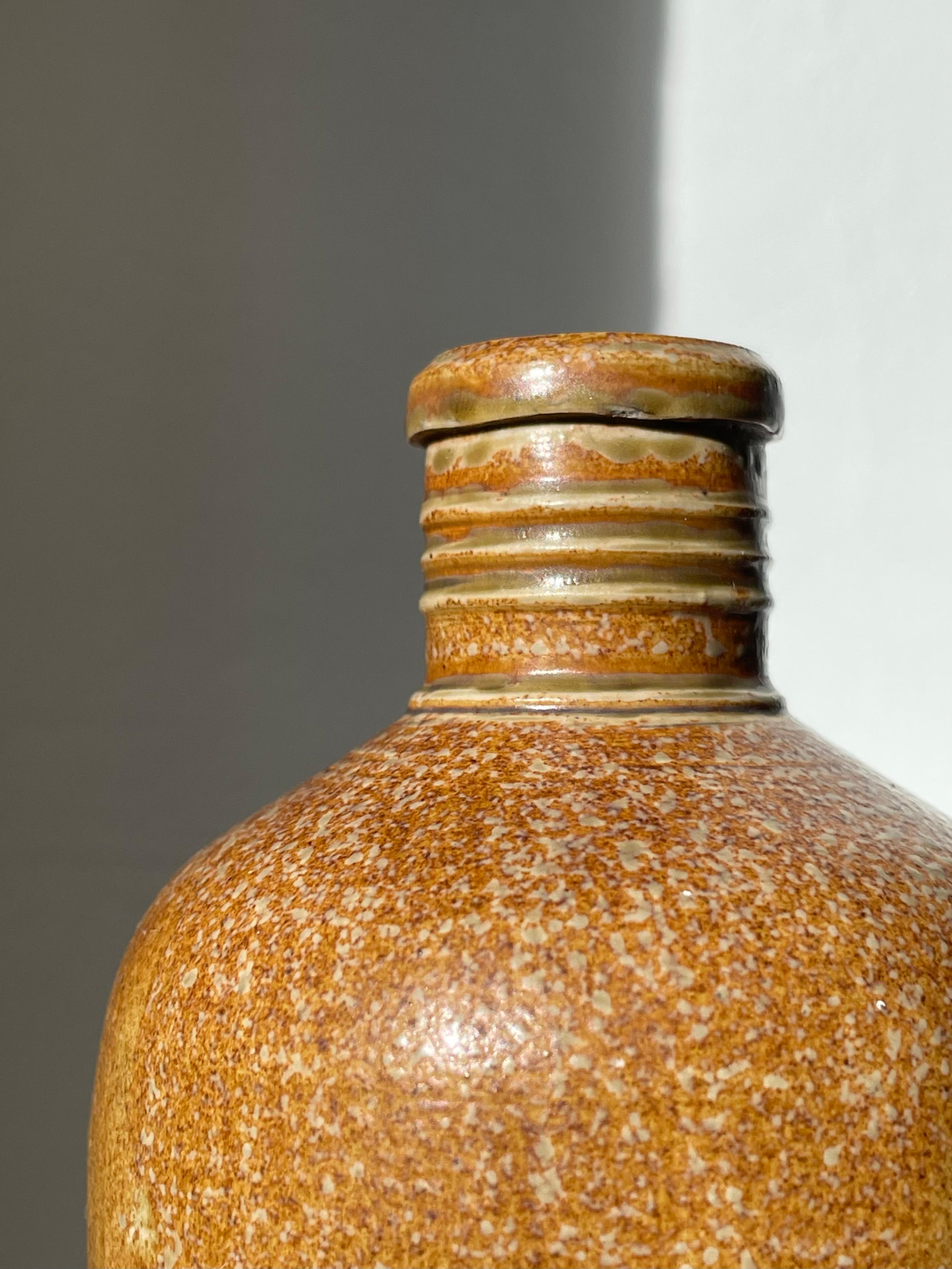 Vase bouteille rustique en grès cylindrique MKM 3