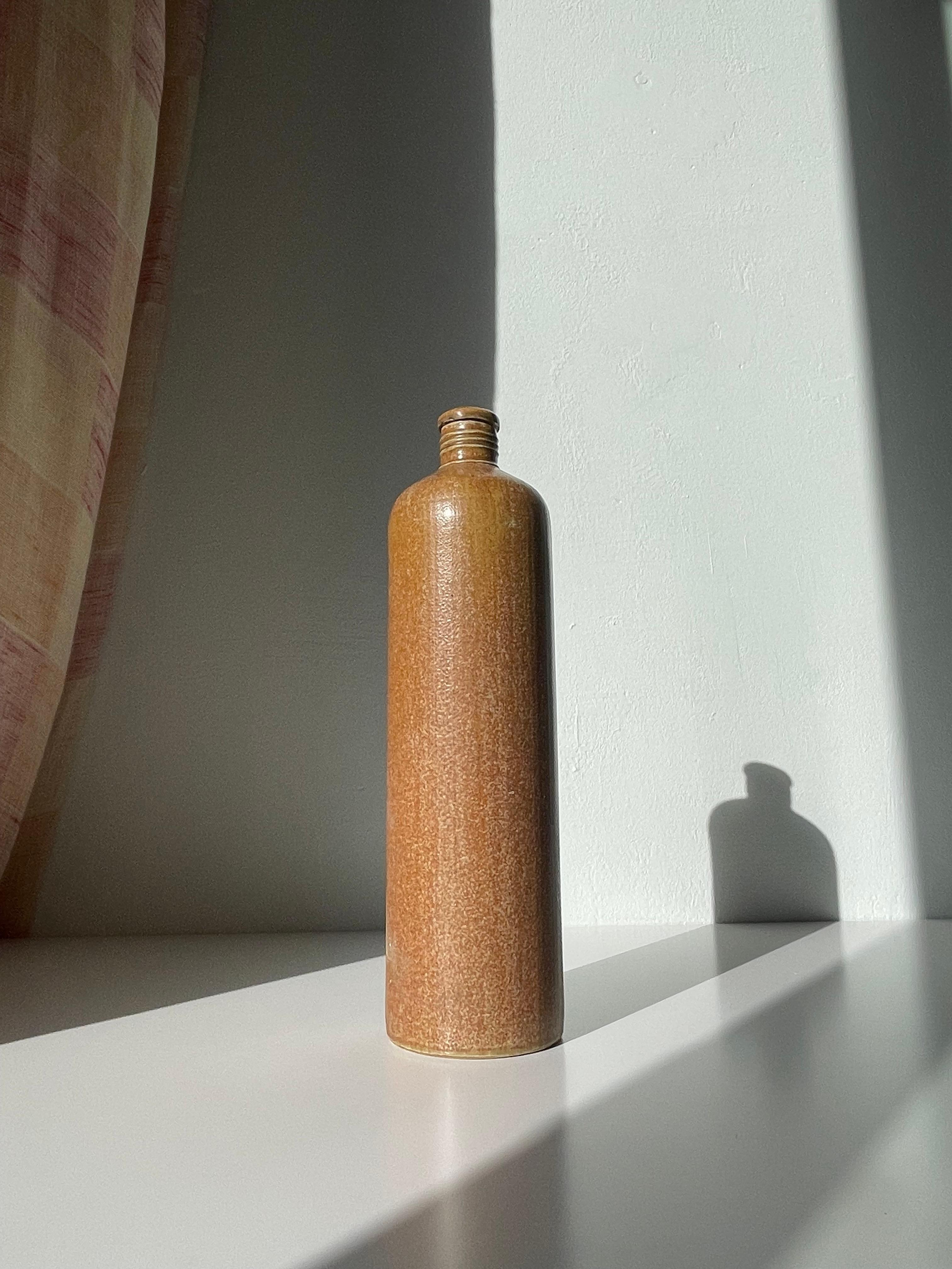 MKM Antike rustikale Zylinder-Flaschenvase, 1930er Jahre, MKM (Rustikal) im Angebot