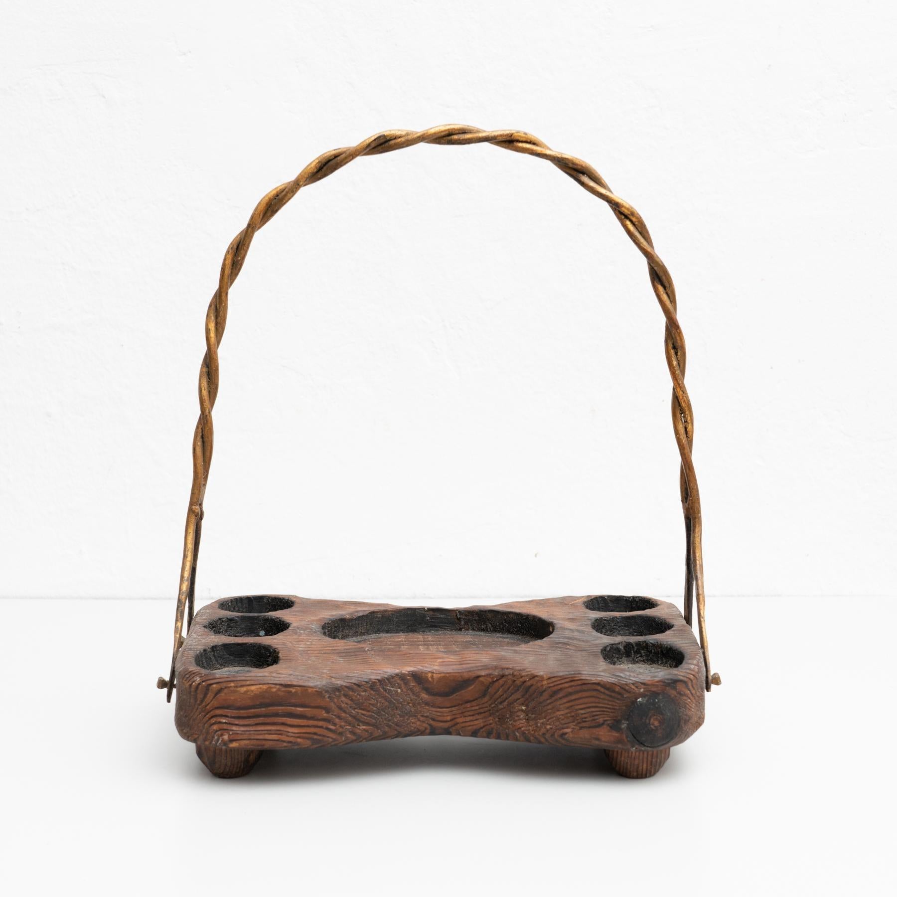 Antique rustic traditional Spanish tray. Mode of guilted iron and wood.    Manufactured in Spain by unknown manufacturer, circa 1950.    In original condition with minor wear consistent of age and use, preserving a beautiful patina.    Materials: 