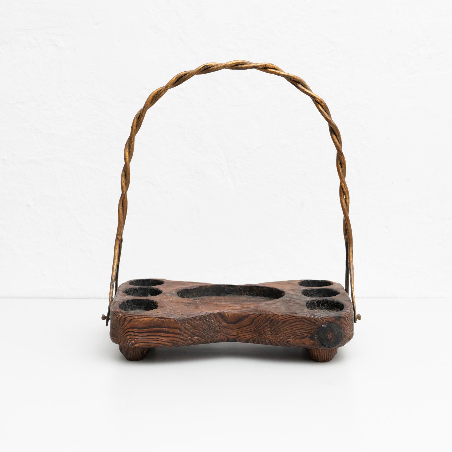 Antique Rustic Guited Iron and Wooden Tray, circa 1950 For Sale 1