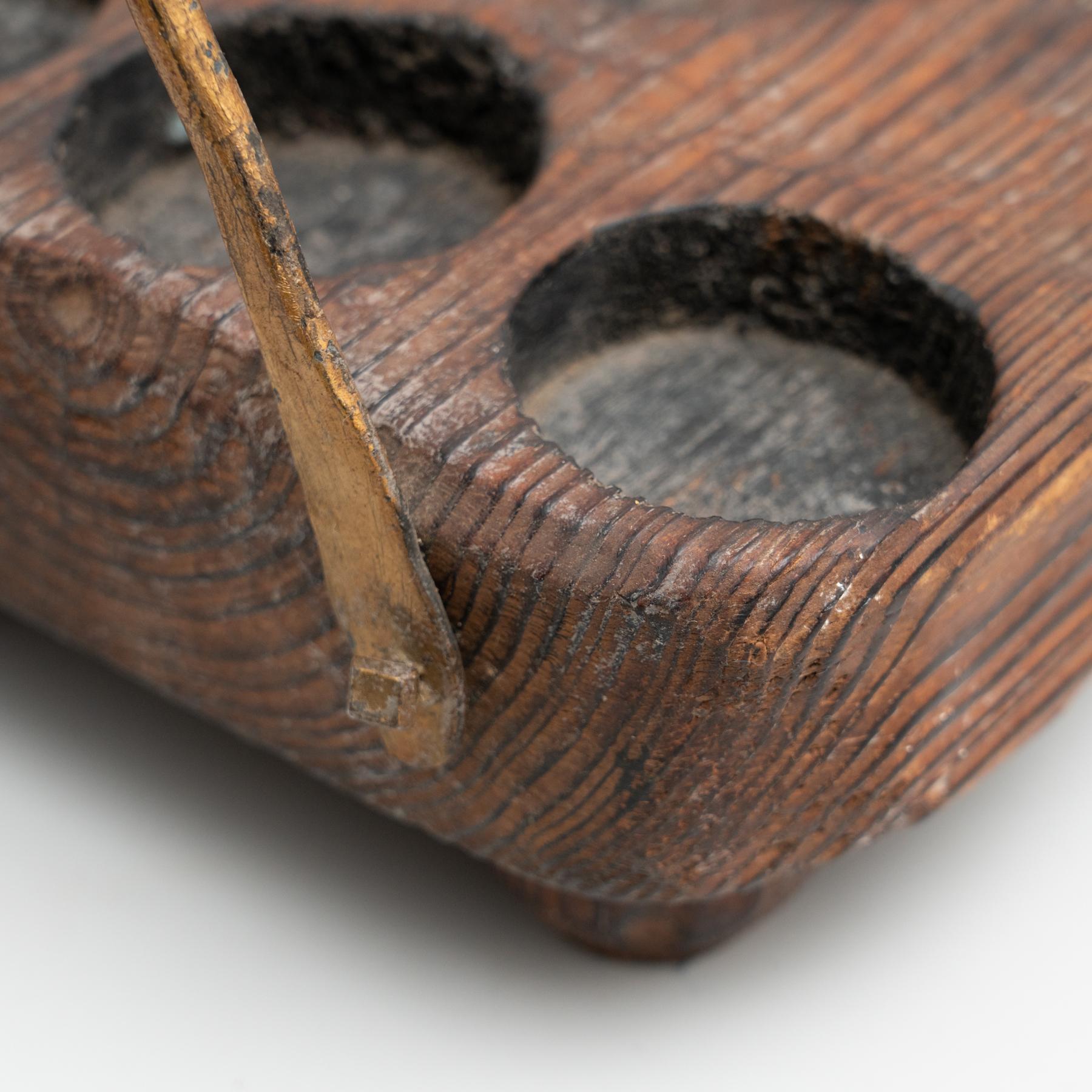Antique Rustic Guited Iron and Wooden Tray, circa 1950 3