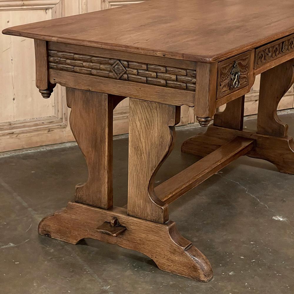 Antica scrivania rustica neogotica ~ Tavolo da scrittura in vendita 1