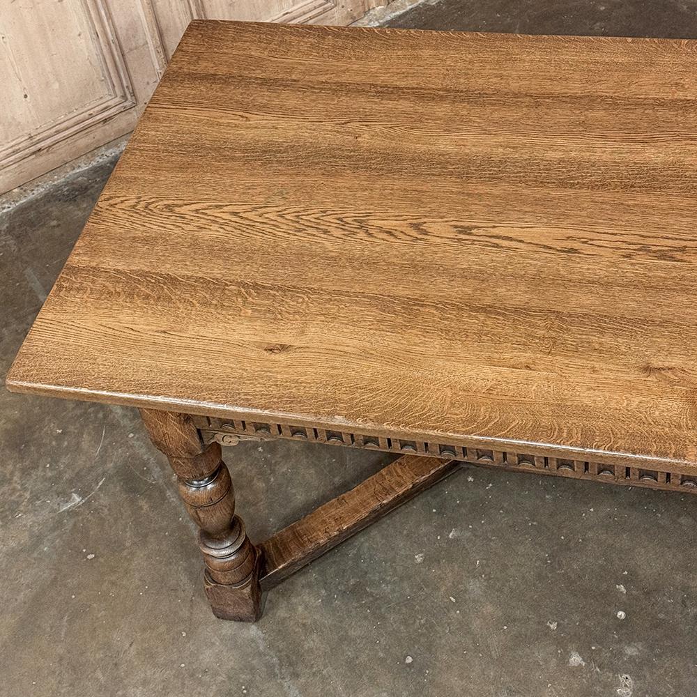 Table de salle à manger antique en chêne rustique en vente 10