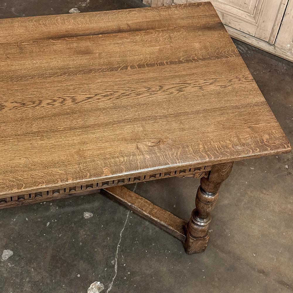 Table de salle à manger antique en chêne rustique en vente 12