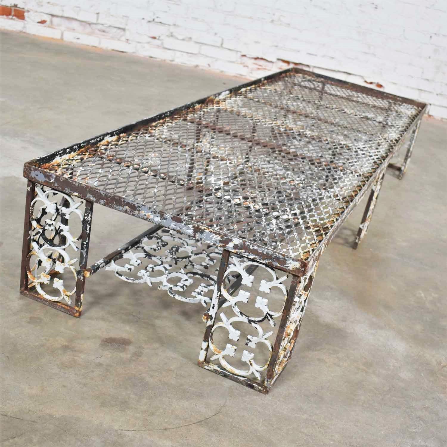 Wrought Iron Antique Rustic Patinated Cast Iron Ornate Patio Garden Coffee Table Bench Daybed