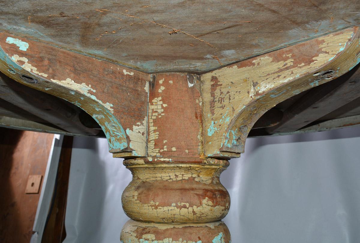 American Antique Rustic Pedestal Dining Table