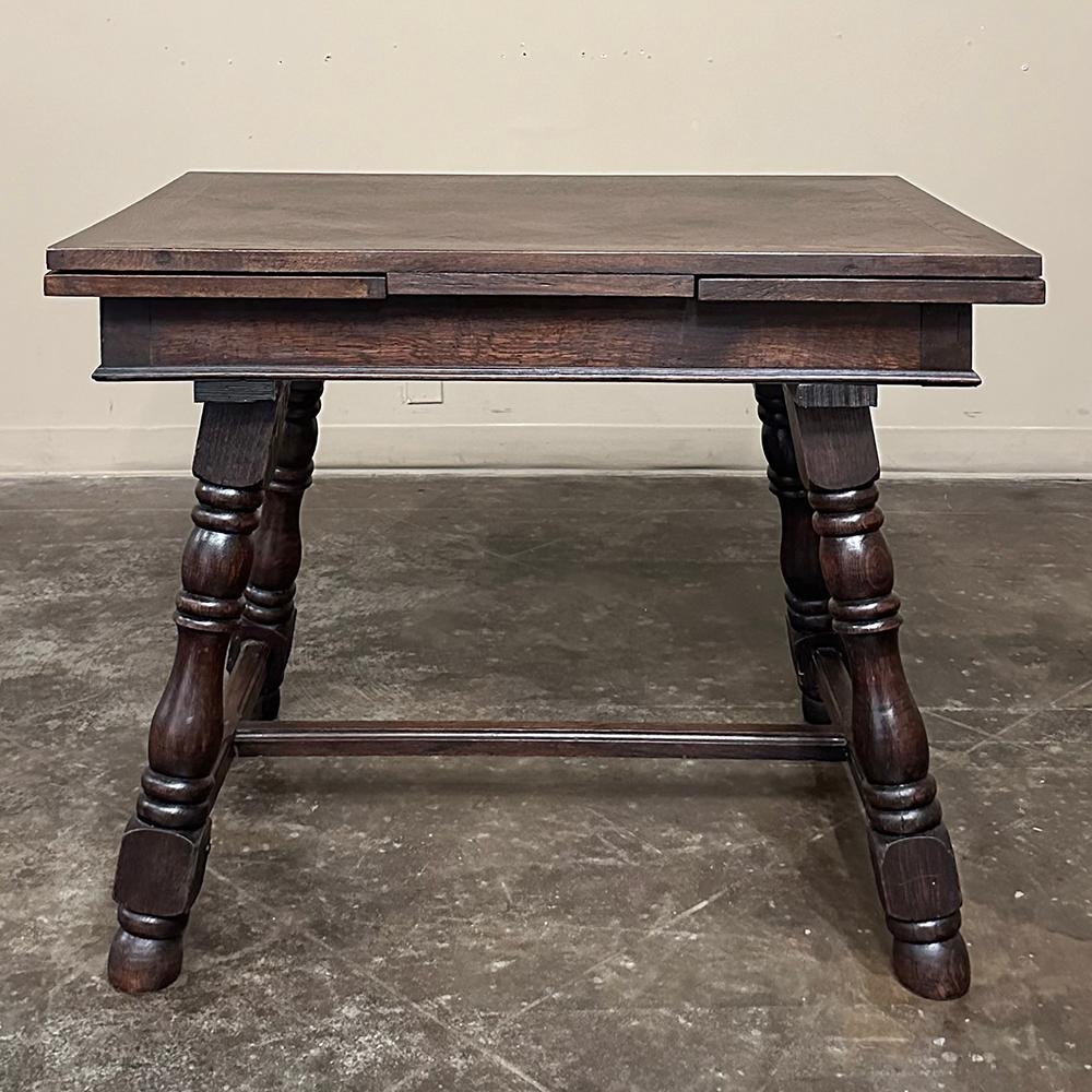 Hand-Crafted Antique Rustic Petite Draw Leaf Dining Table ~ Breakfast Table For Sale