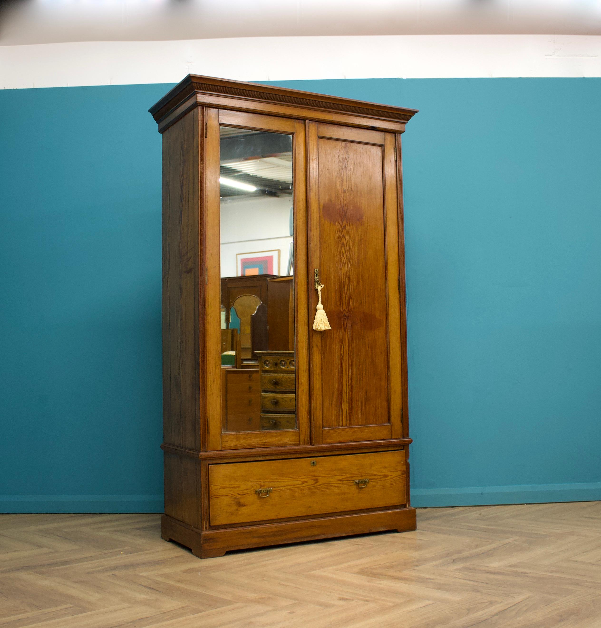 British Antique Rustic Pine Wardrobe, 1900s
