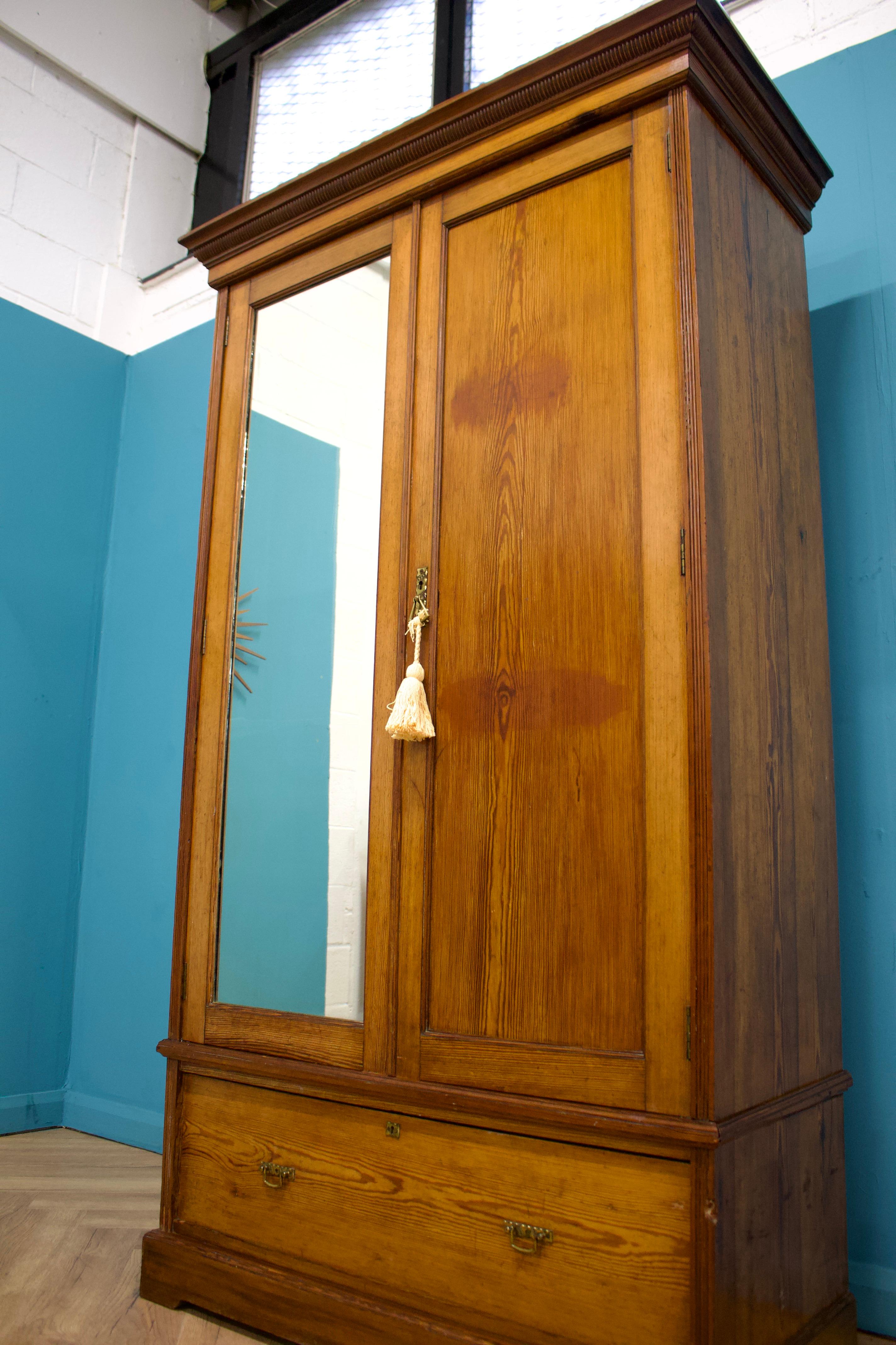 Woodwork Antique Rustic Pine Wardrobe, 1900s