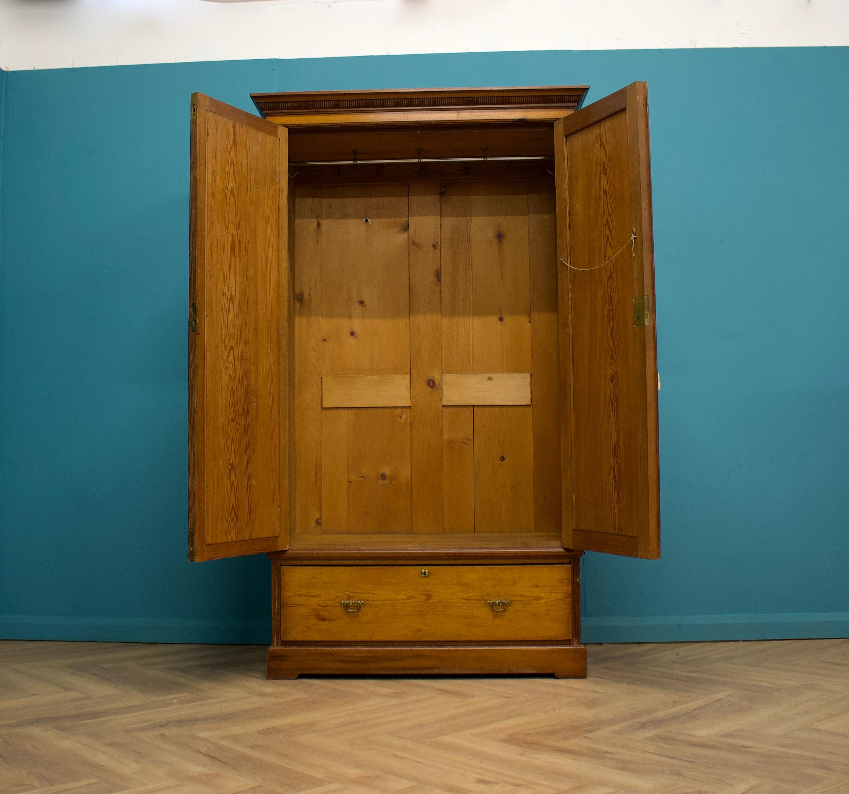 Antique Rustic Pine Wardrobe, 1900s In Good Condition In South Shields, GB