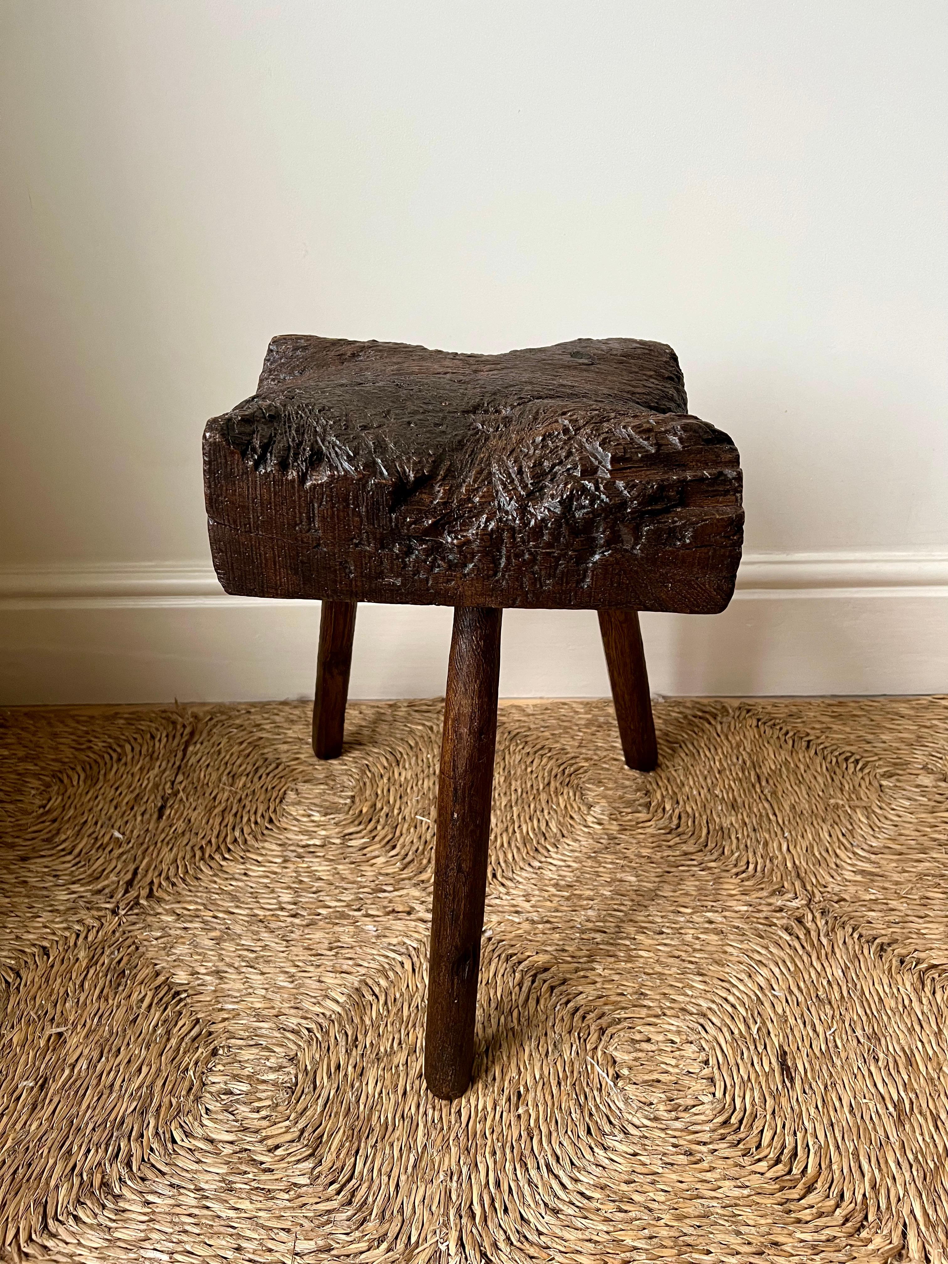 Antique rustic primitive elm thatcher's stool, England c.19th century 4