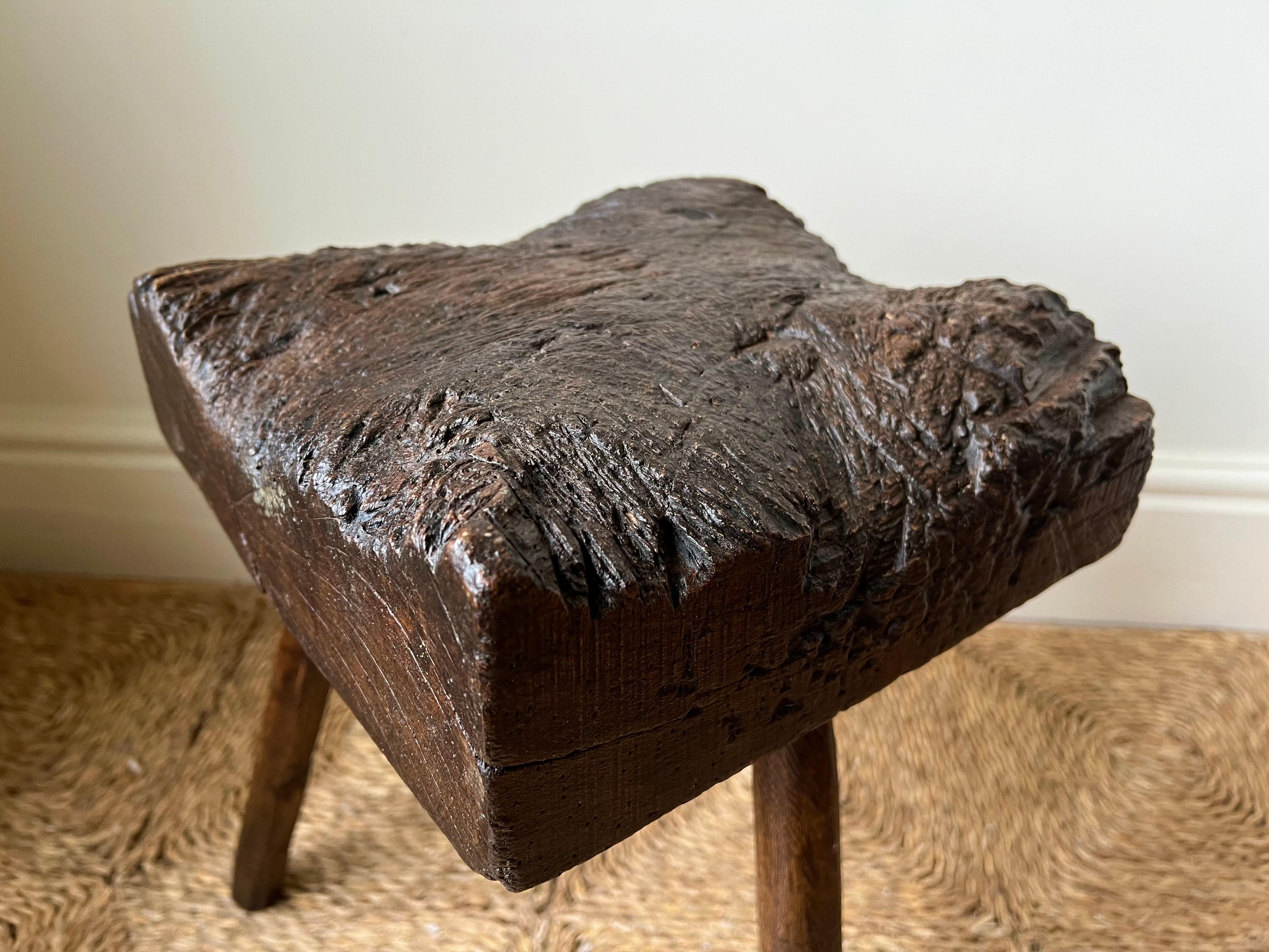 British Antique rustic primitive elm thatcher's stool, England c.19th century