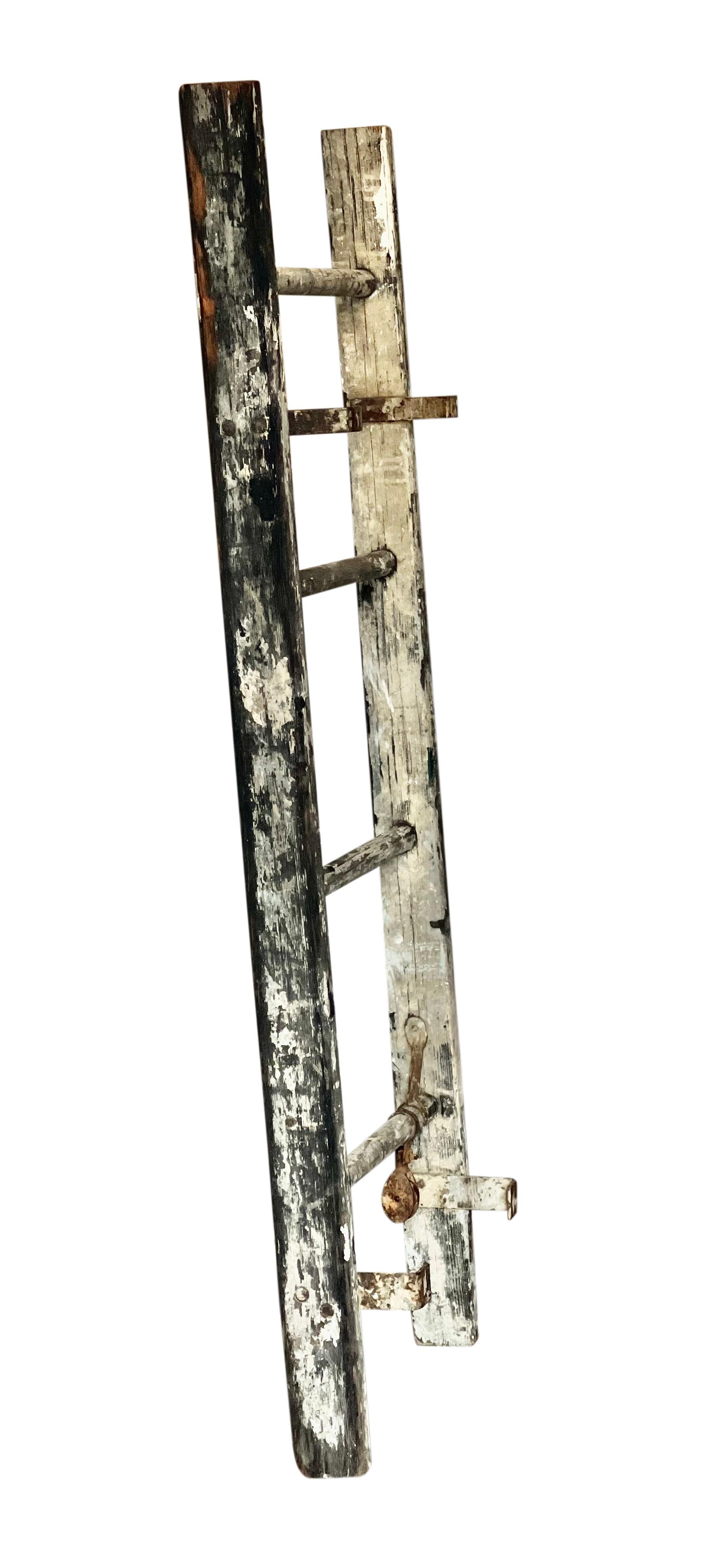 primitive ladder decor