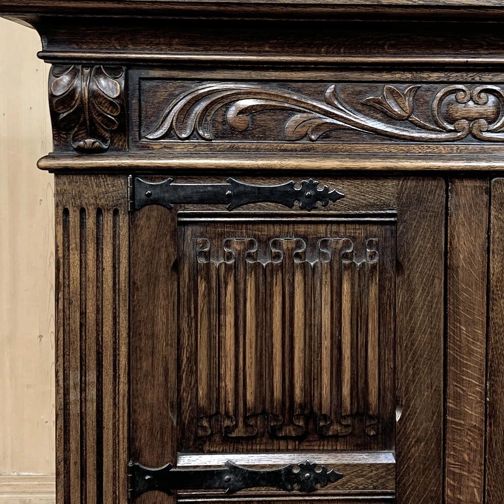 Antique Rustic Renaissance Raised Bonnetiere 2