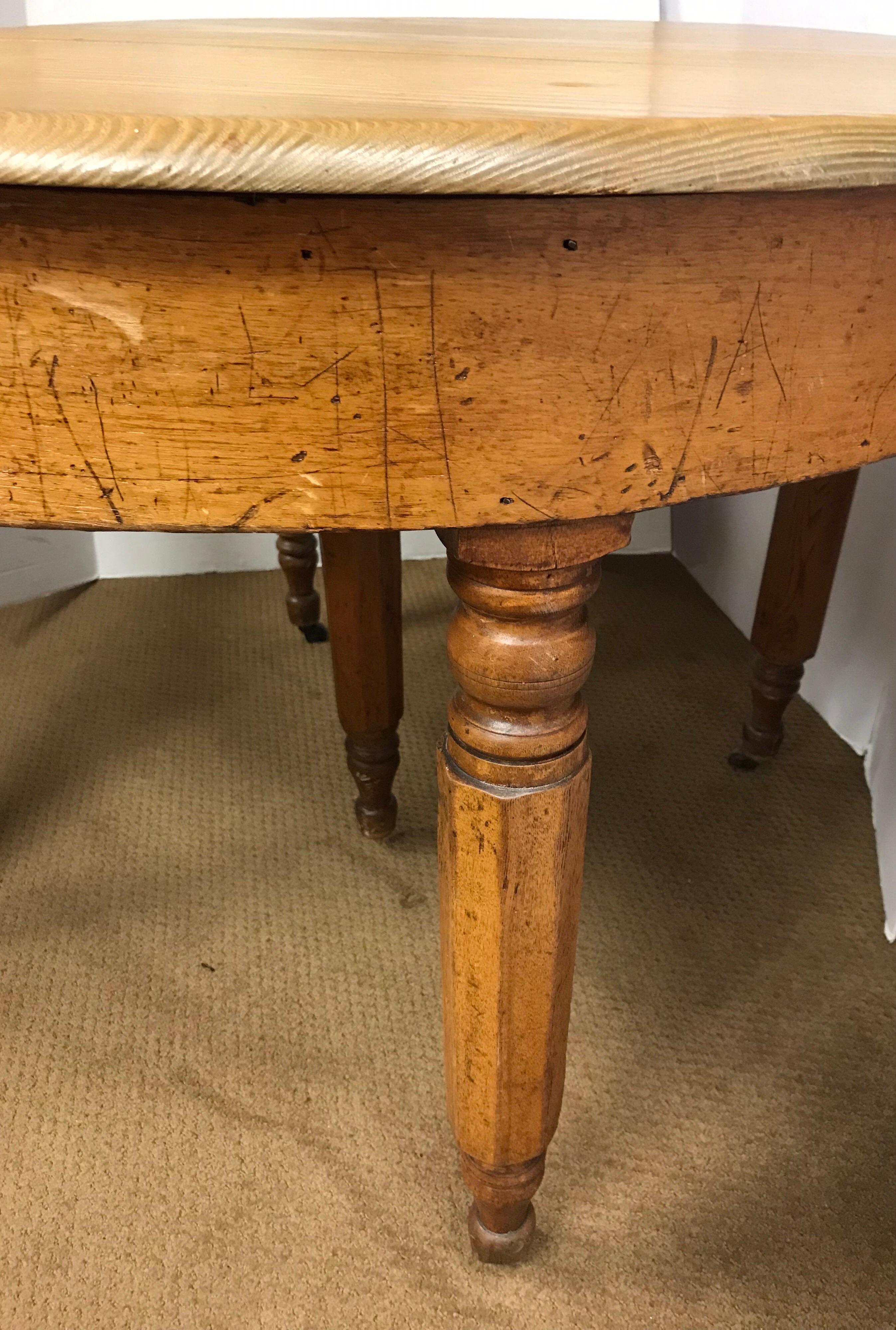 antique pine round table