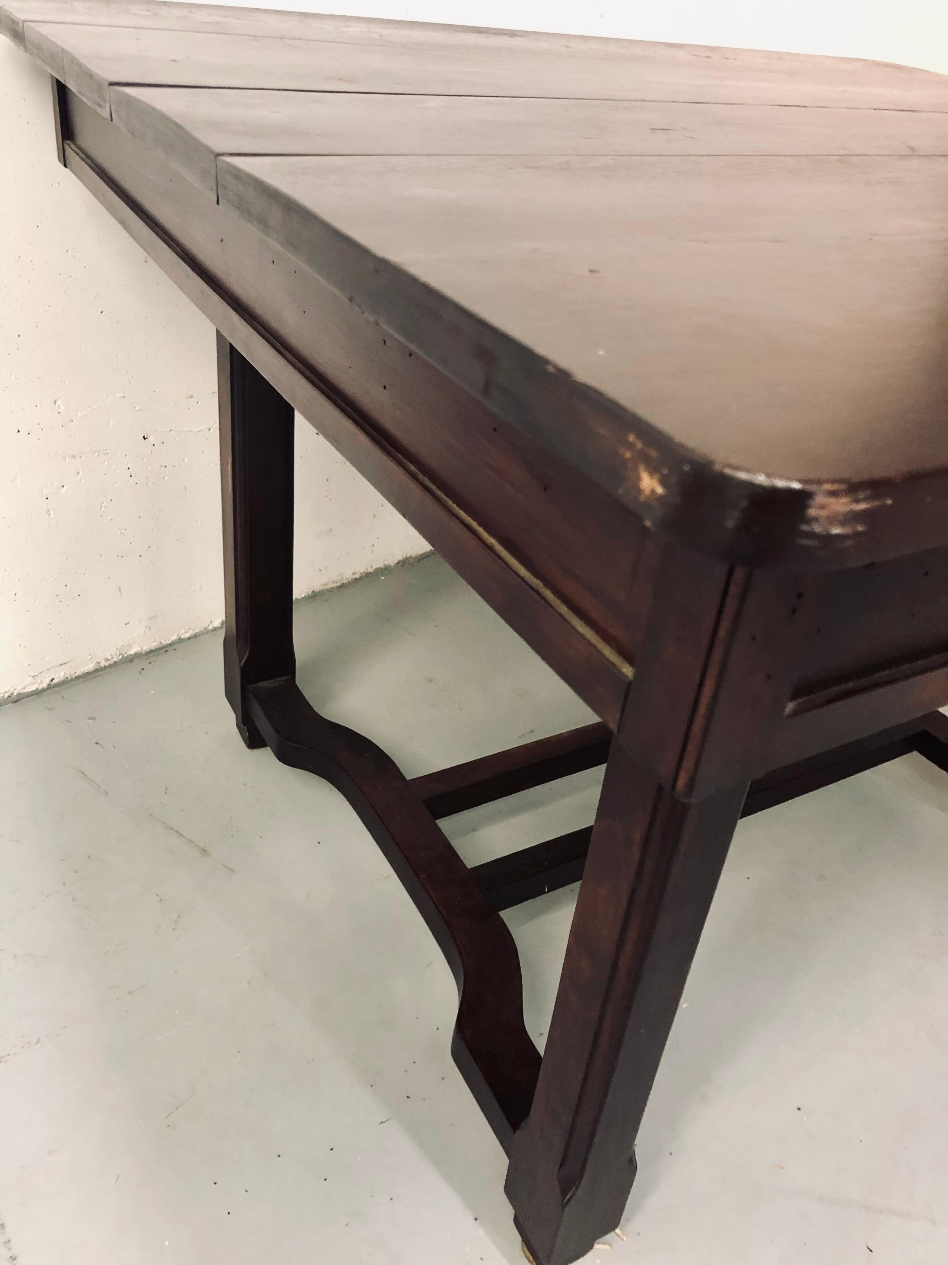 Antiker rustikaler spanischer Tisch, 1800er Jahre, Tischinsel aus Massivholz im Angebot 6