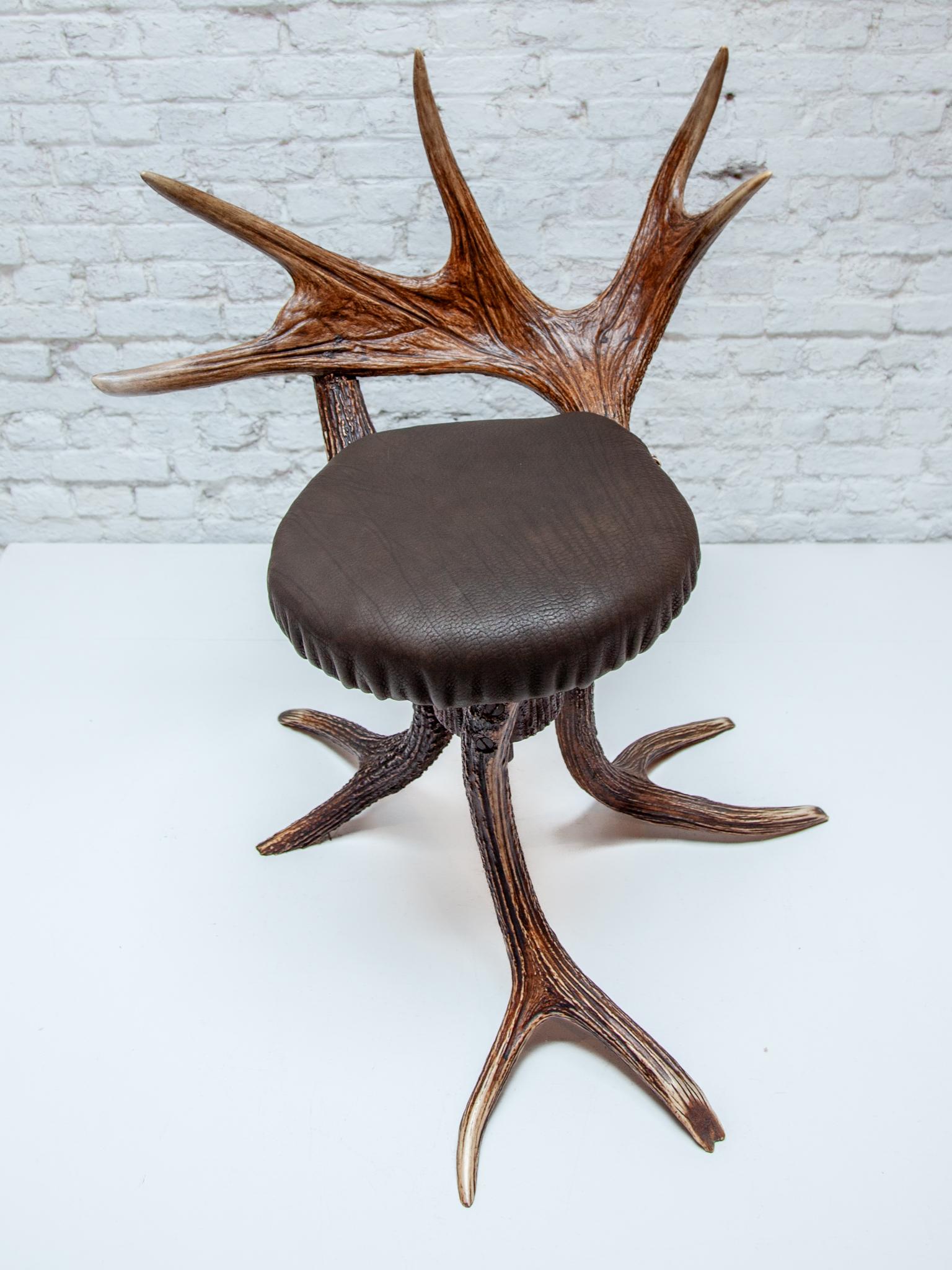 Antique Rustic Stool made in Germany, 1930s For Sale 5