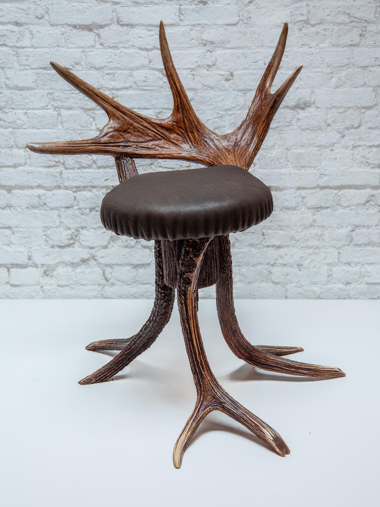 Antique Rustic Stool made in Germany, 1930s For Sale 7