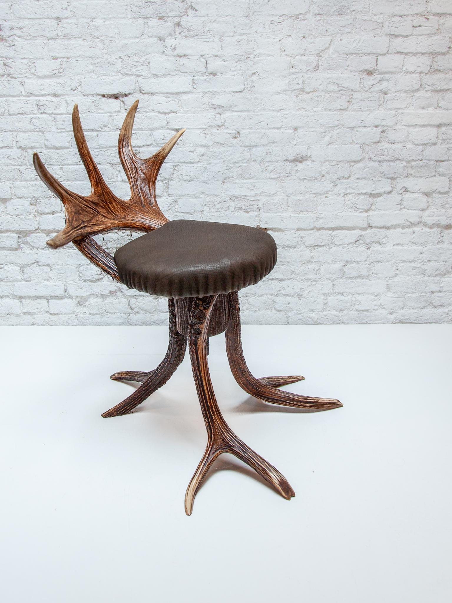 Antique Rustic Stool made in Germany, 1930s For Sale 3