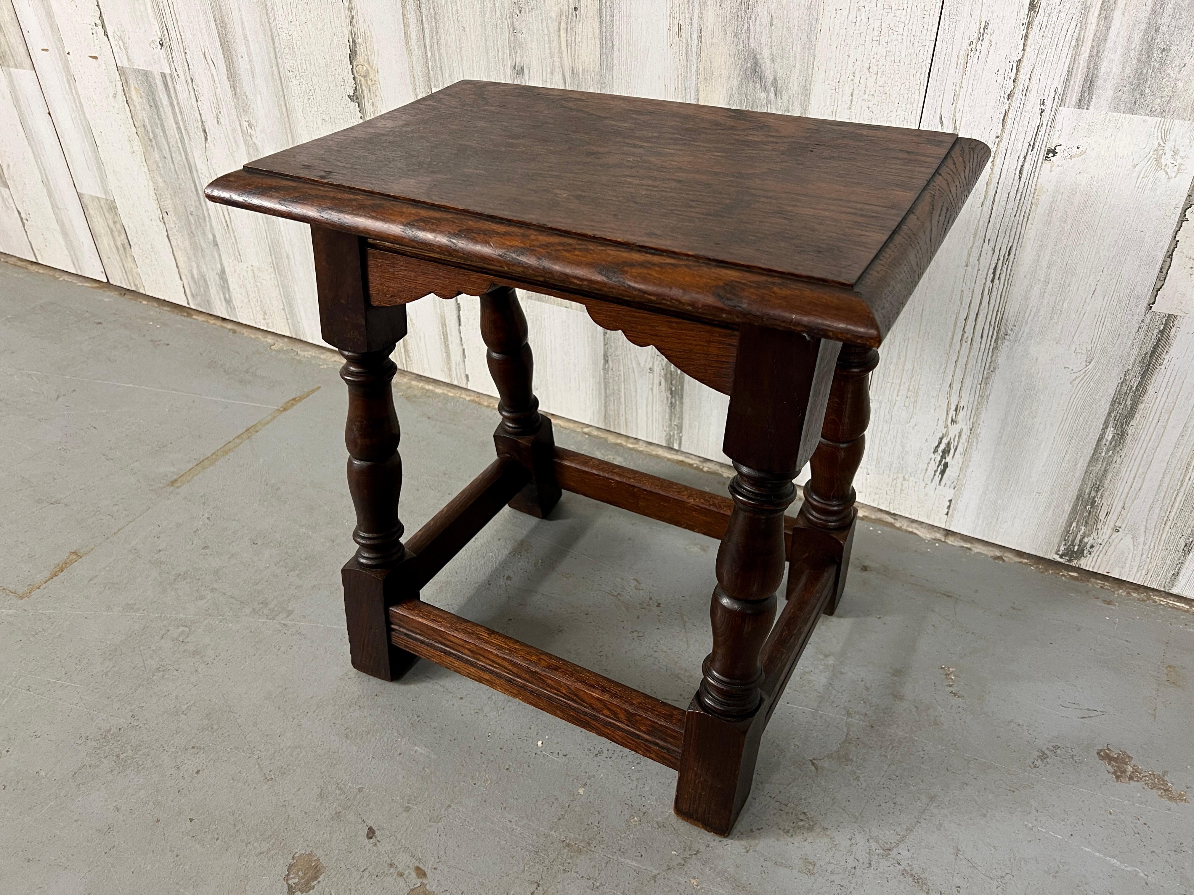 Antique Rustic Stool / Table For Sale 1