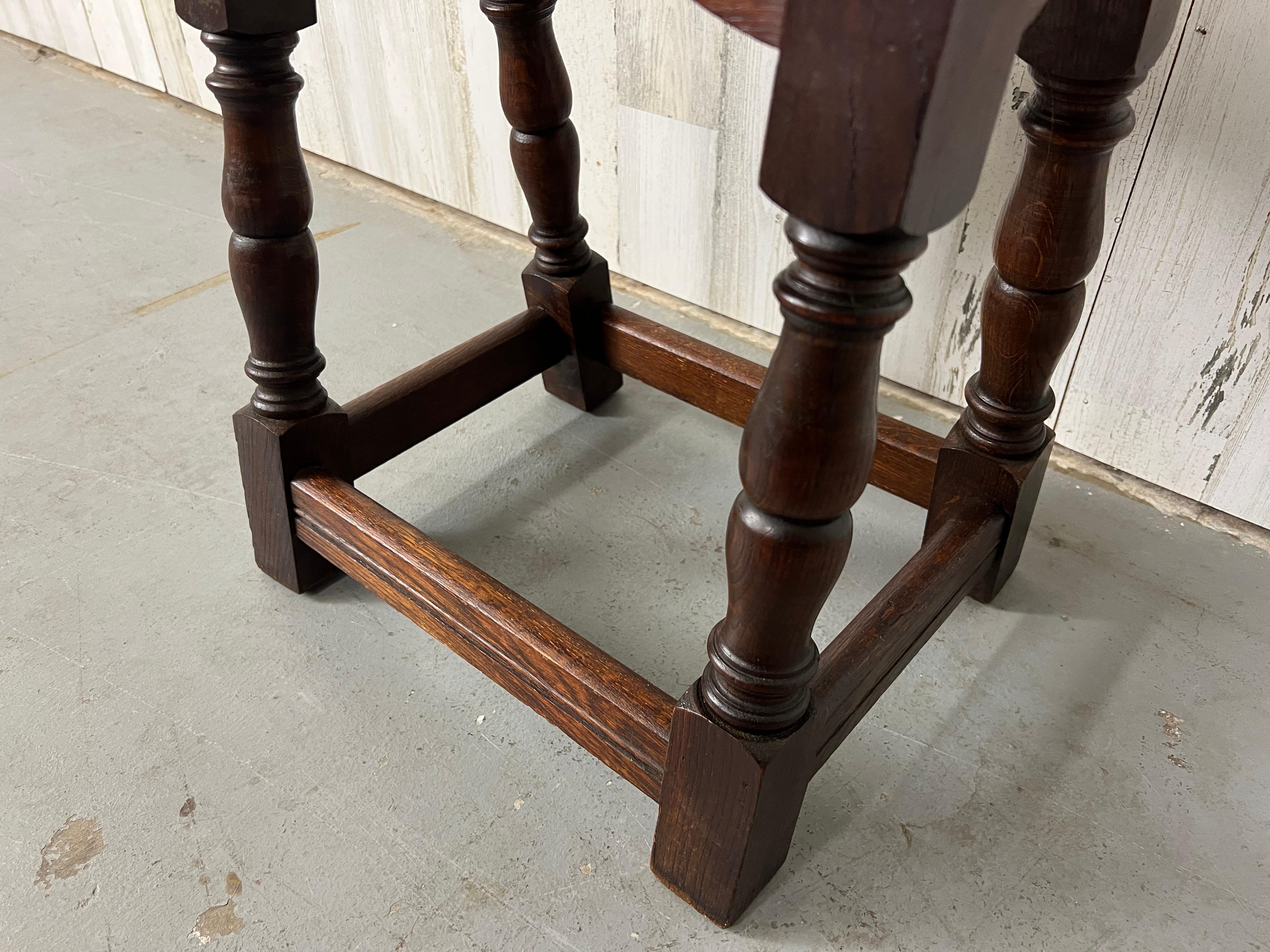 Antique Rustic Stool / Table For Sale 2