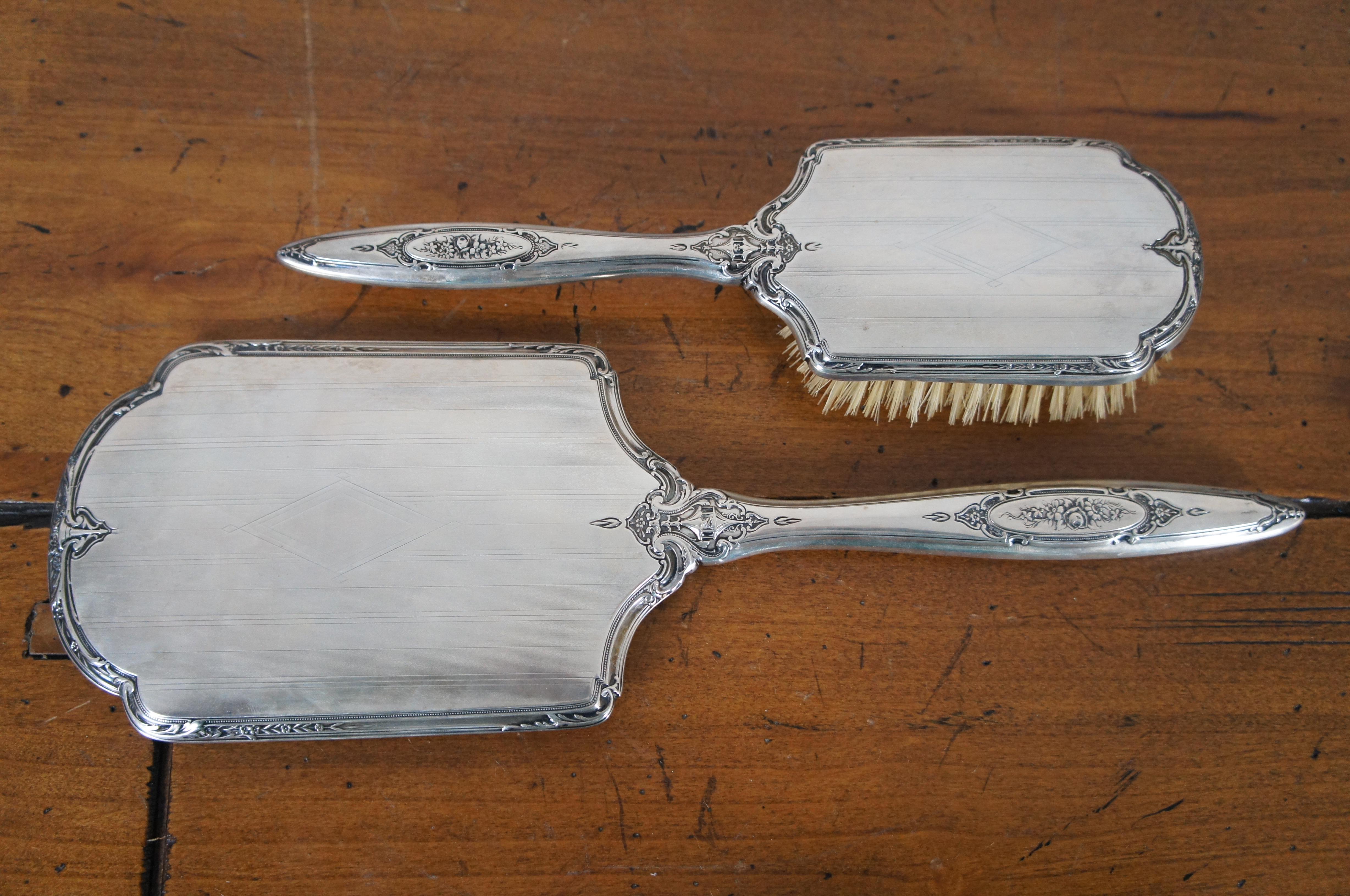 Antique RW&S Wallace Sterling Silver Art Deco Vainty Dresser Grooming Set & Case In Good Condition For Sale In Dayton, OH