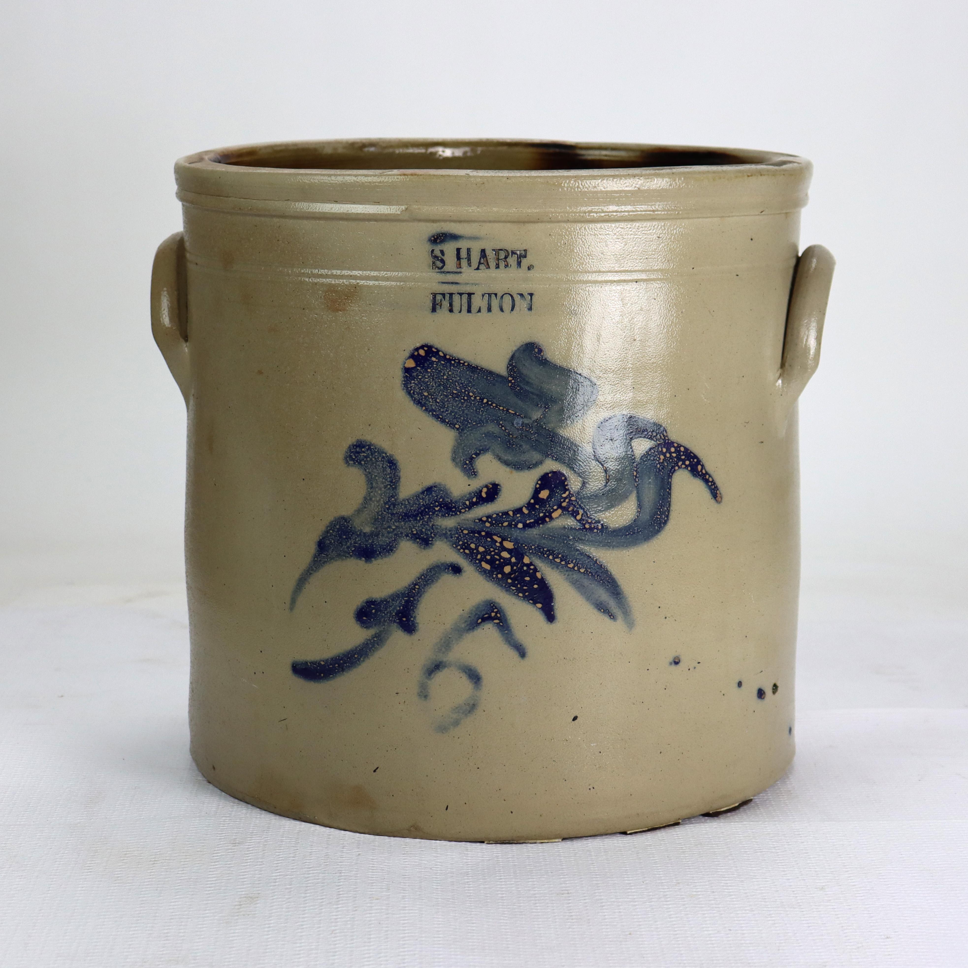 Ancienne cruche de 5 gallons en grès bleu décoré de motifs floraux S. Hart c1870