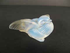 Antique Sabino France Opalescent Glass Figurine of a Bird - 1Y127