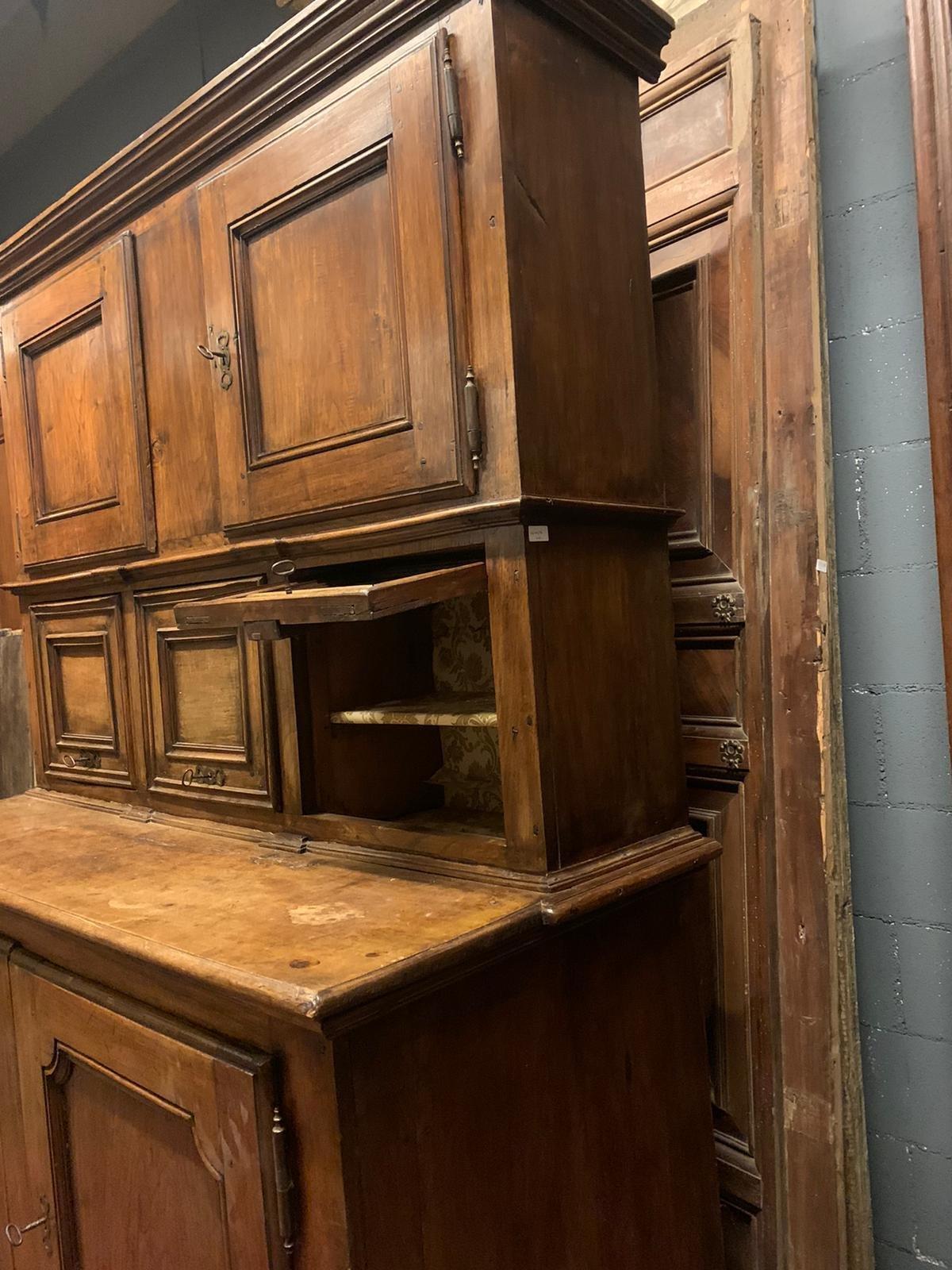 Antique Sacristy Cabinet in Walnut with Base, 18th Century, Italy For Sale 4