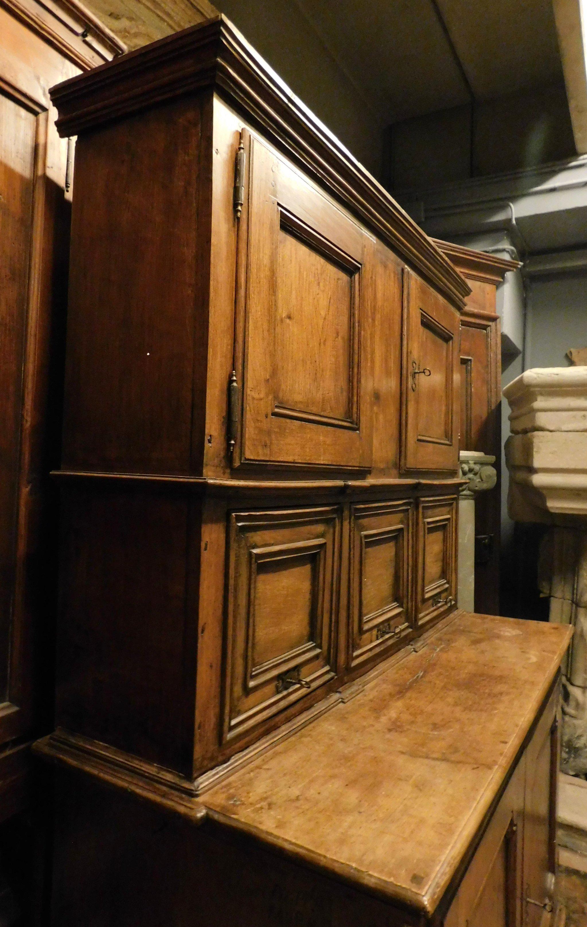 Antique Sacristy Cabinet in Walnut with Base, 18th Century, Italy For Sale 7