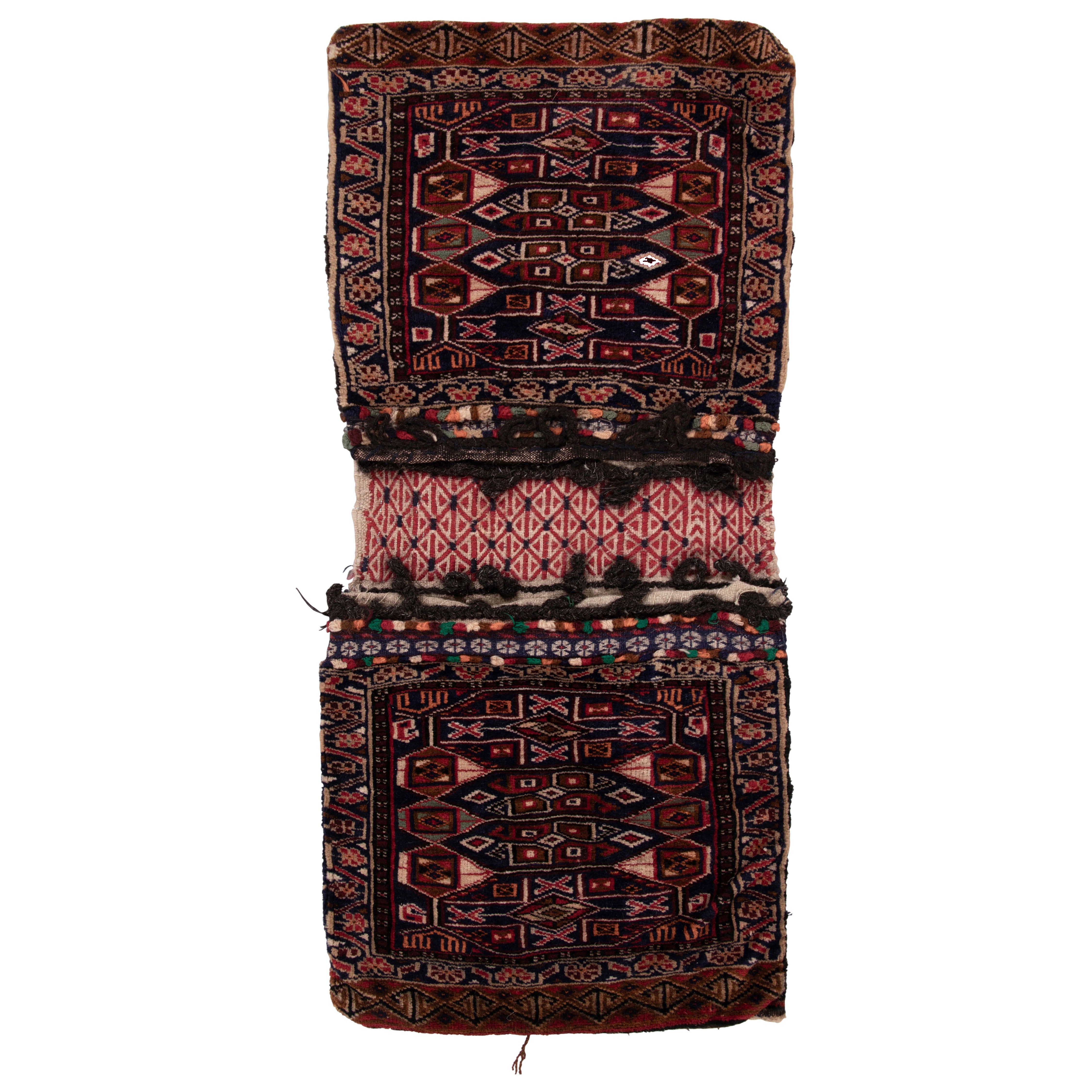 Sac de selle ancien Textile tribal avec motifs géométriques archaïques - Rug & Kilim en vente
