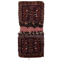 Sac de selle ancien Textile tribal avec motifs géométriques archaïques - Rug & Kilim