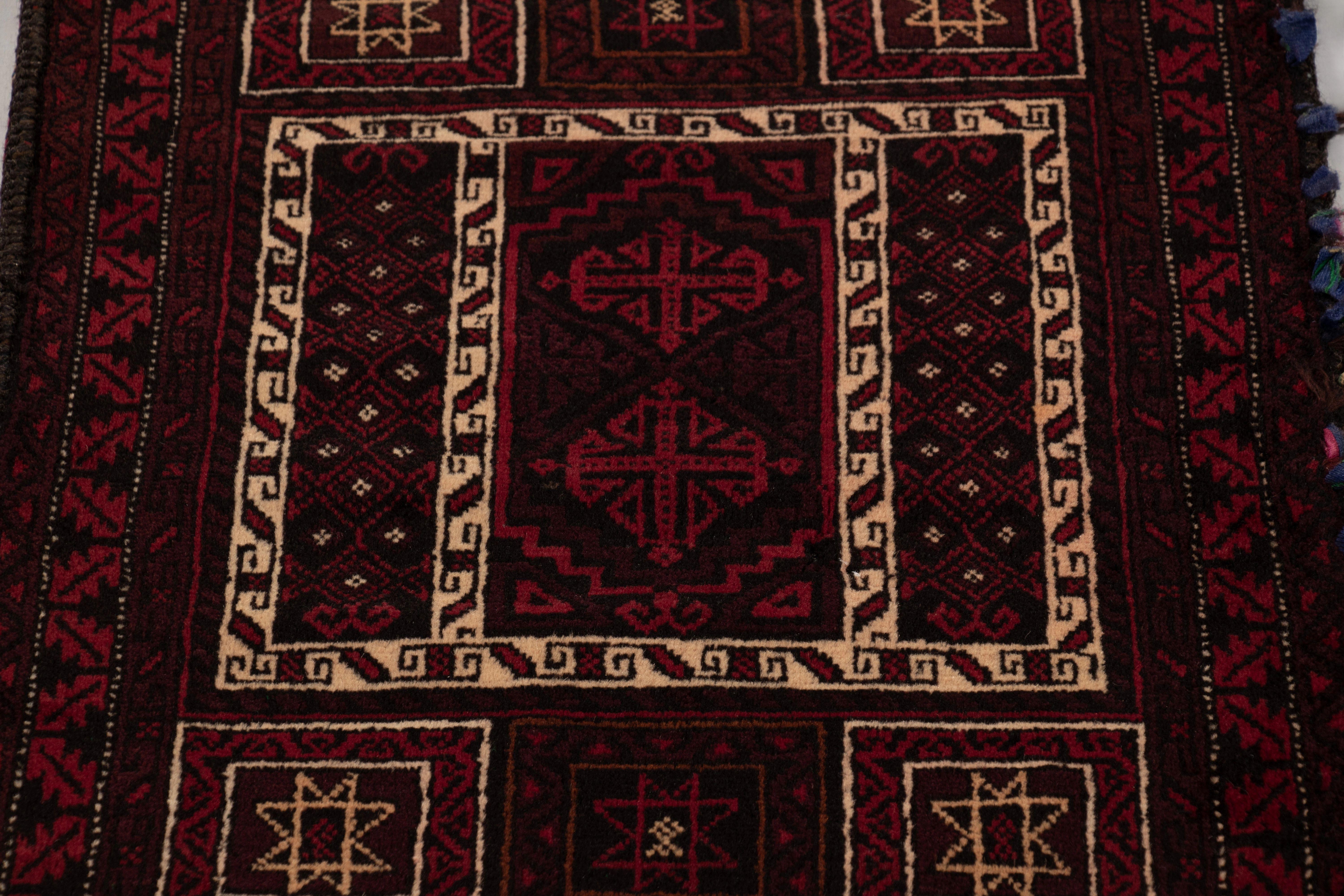 Tribal Sacoche ancienne Textile tribal à motifs géométriques bourgogne - Rug & Kilim en vente